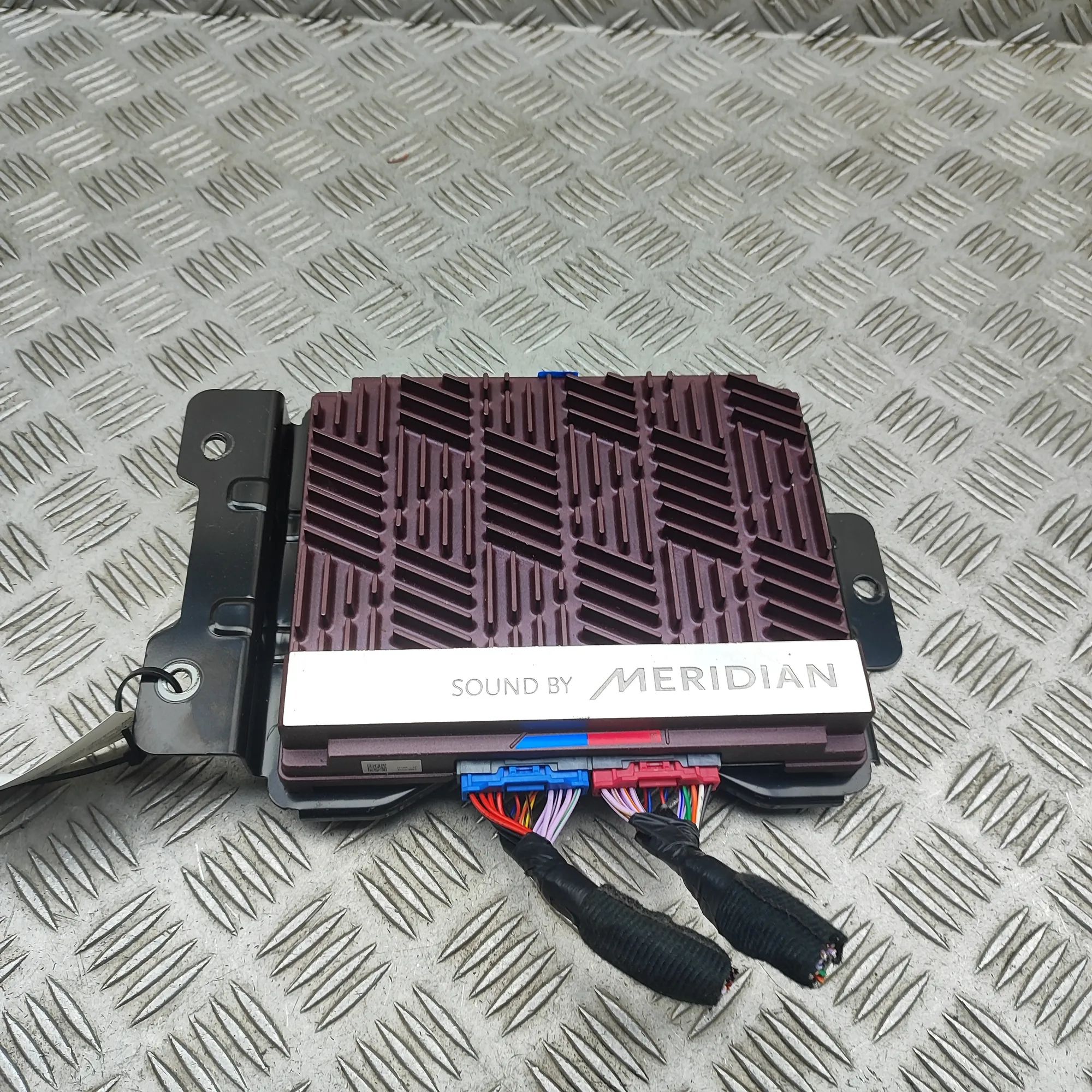 Kia EV9  Sound amplifier 96370-DO500 Sound Amplifier KIA EV9 (MV) (2023-...