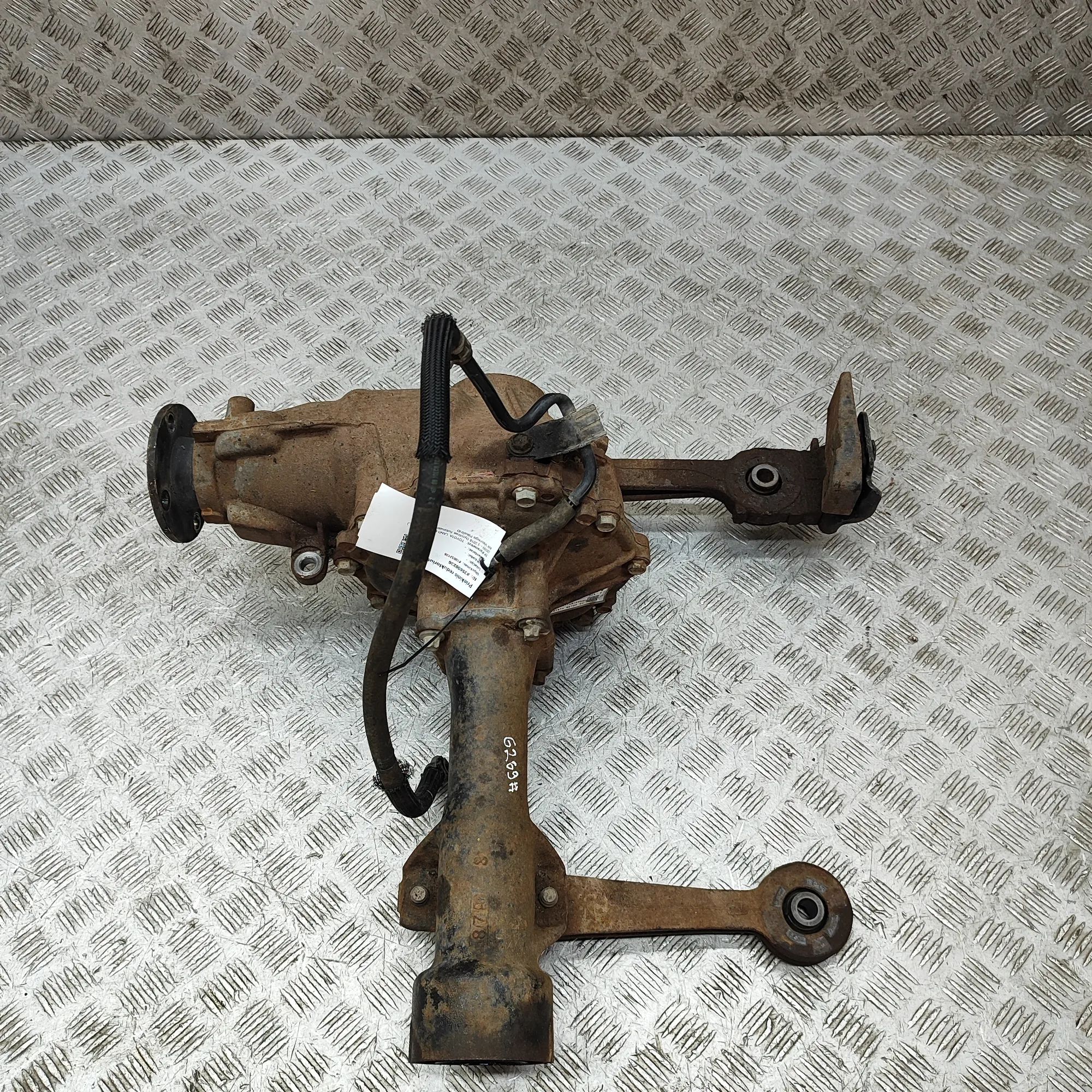 Toyota Land Cruiser 150 front differential 41110-60D00 Front Differential TOYOTA LAND CRUI...