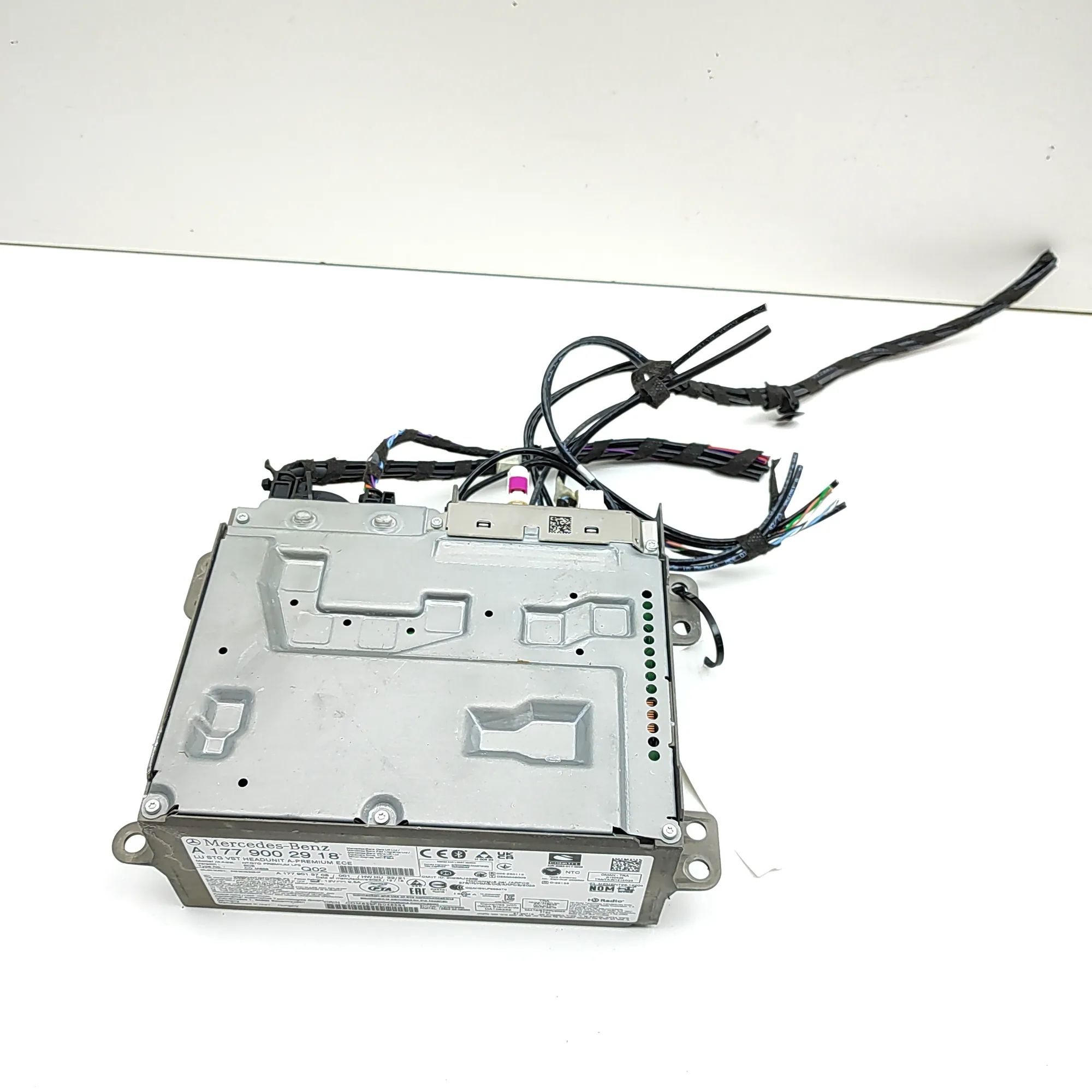Mercedes-Benz GLE (W167) Music Navi CD Radio Player Head Unit A1779013708, A1779002918 Music Navi CD Radio Pl...