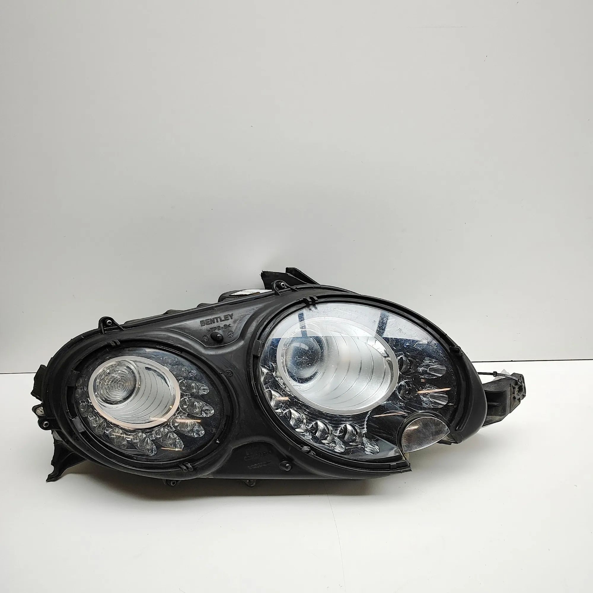 Bentley Continental GT, GTC, Flying Spur Front Right Headlight 3W2941016AD Front Right Headlight BENTLEY CONTI...