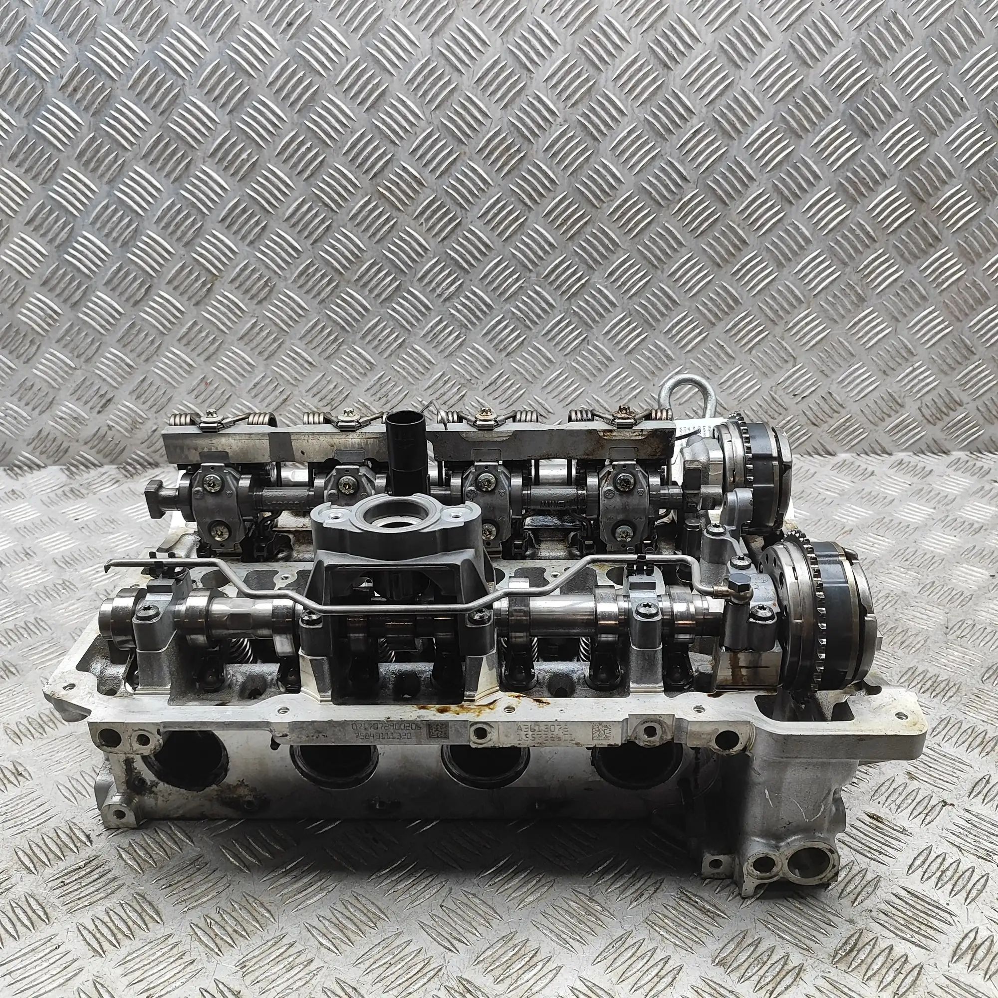 BMW X5 (F15) Engine Cylinder Head 7647825 Engine Cylinder Head BMW X5 (F15, F85) ...