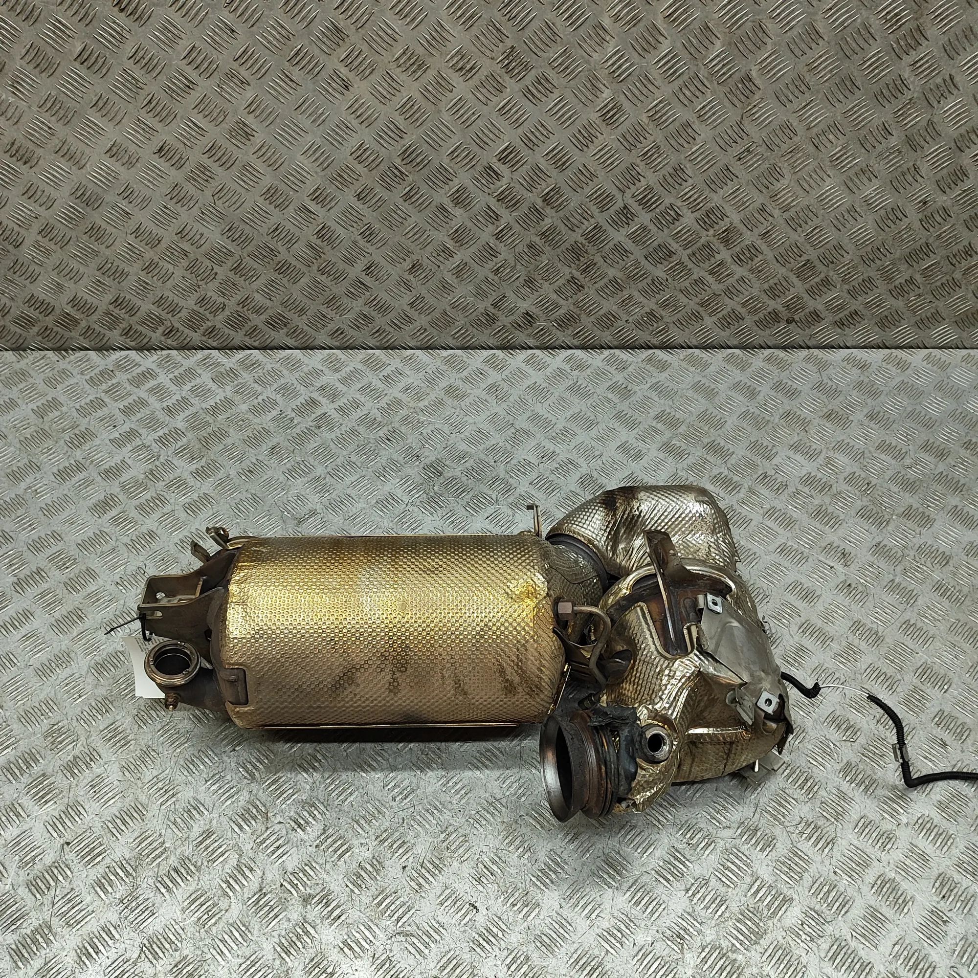 Mercedes-Benz A (W176) Catalyst Converter A6541407200, KT1300, A6541407300 Catalyst Conve...