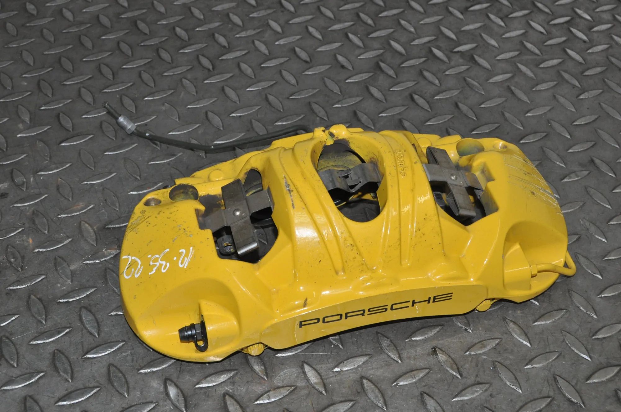Porsche 911 (991) Front Left Brake Caliper 991.351.429 Front Left Brake Caliper PORSCHE 91...