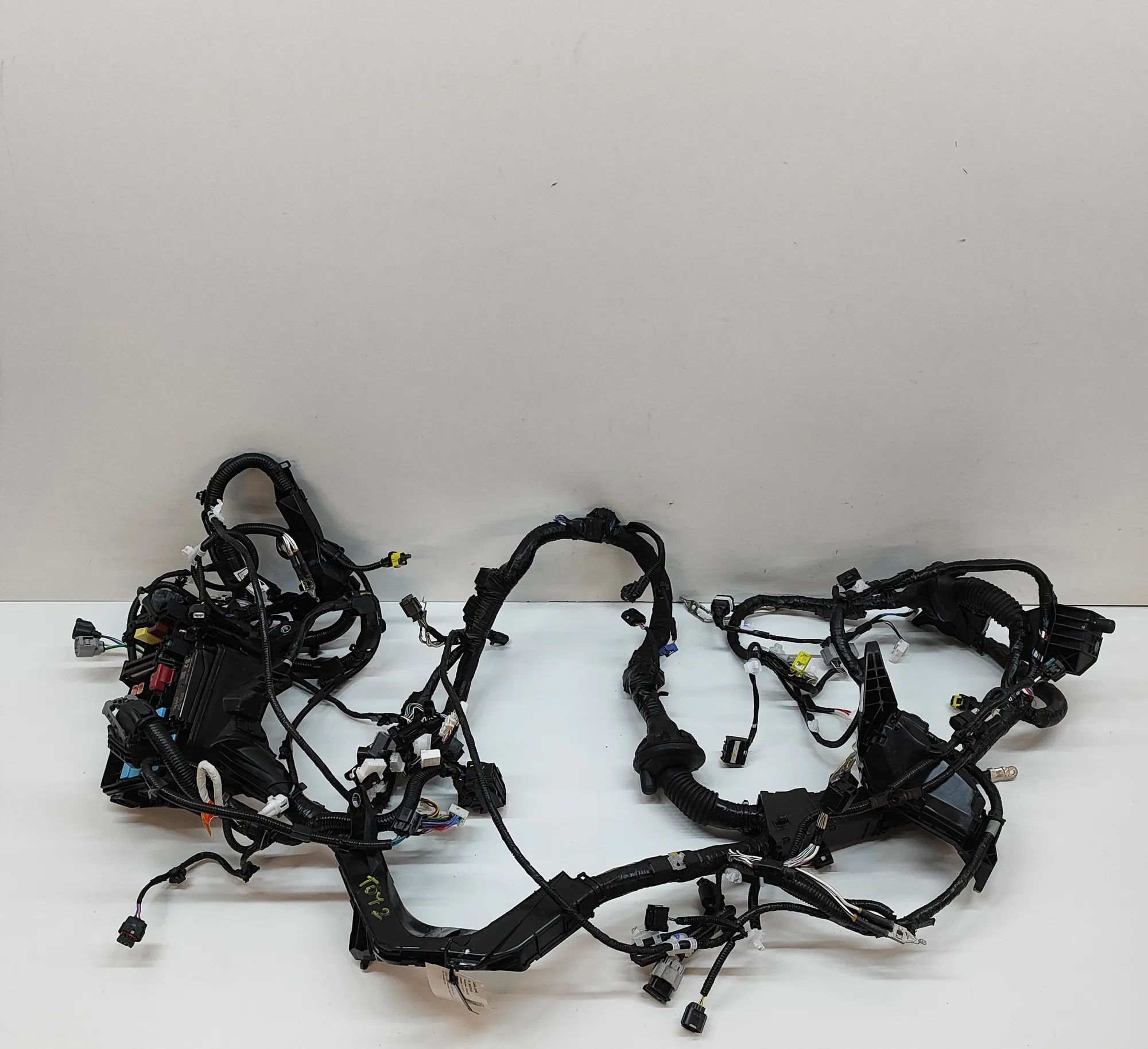 Toyota C-HR Cable Harness 82111-F4W80-C, 82644-V2020, 061800-5381, 82111-...