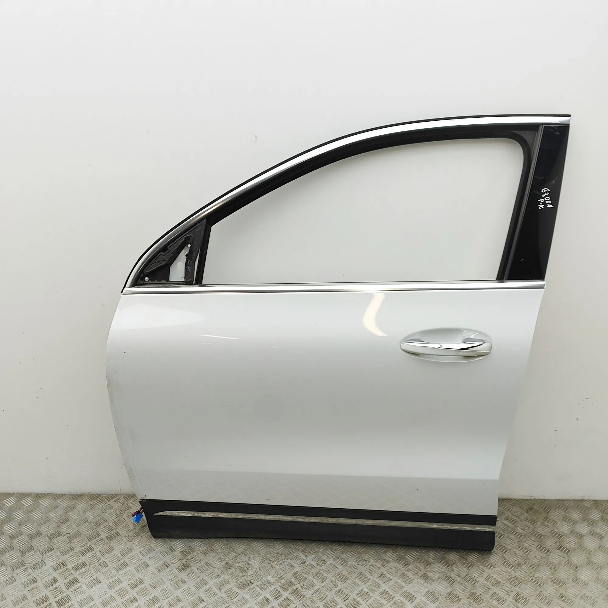 Mercedes-Benz GLA / EQA (H247) Front Left Door A2477202703 Front Left Door MERCEDES-BENZ EQAH2...