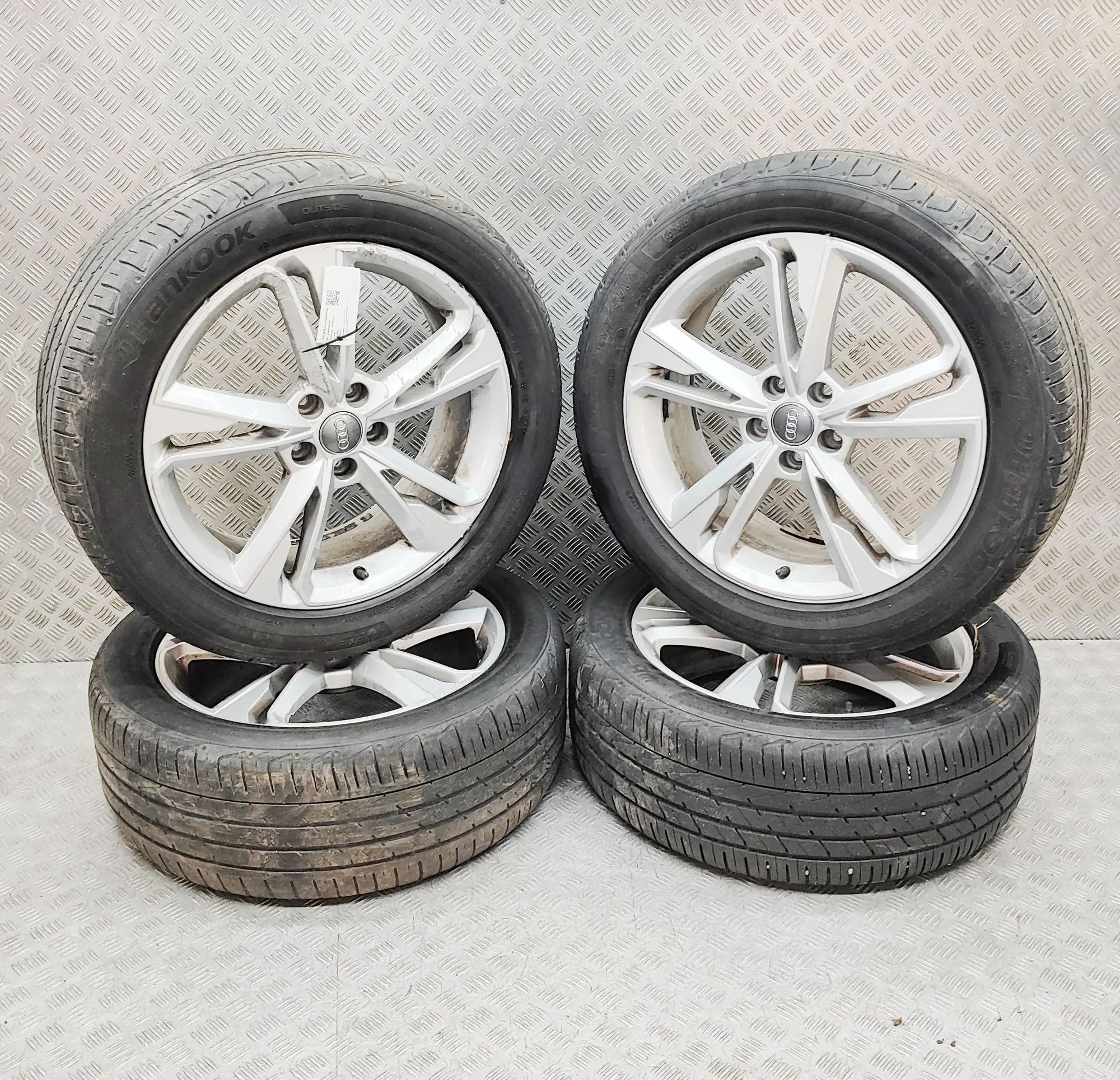 Audi Q3 (F3) Alloy Wheel Set 83A601025M Alloy Wheel Set AUDI Q3 (F3) (2018-....