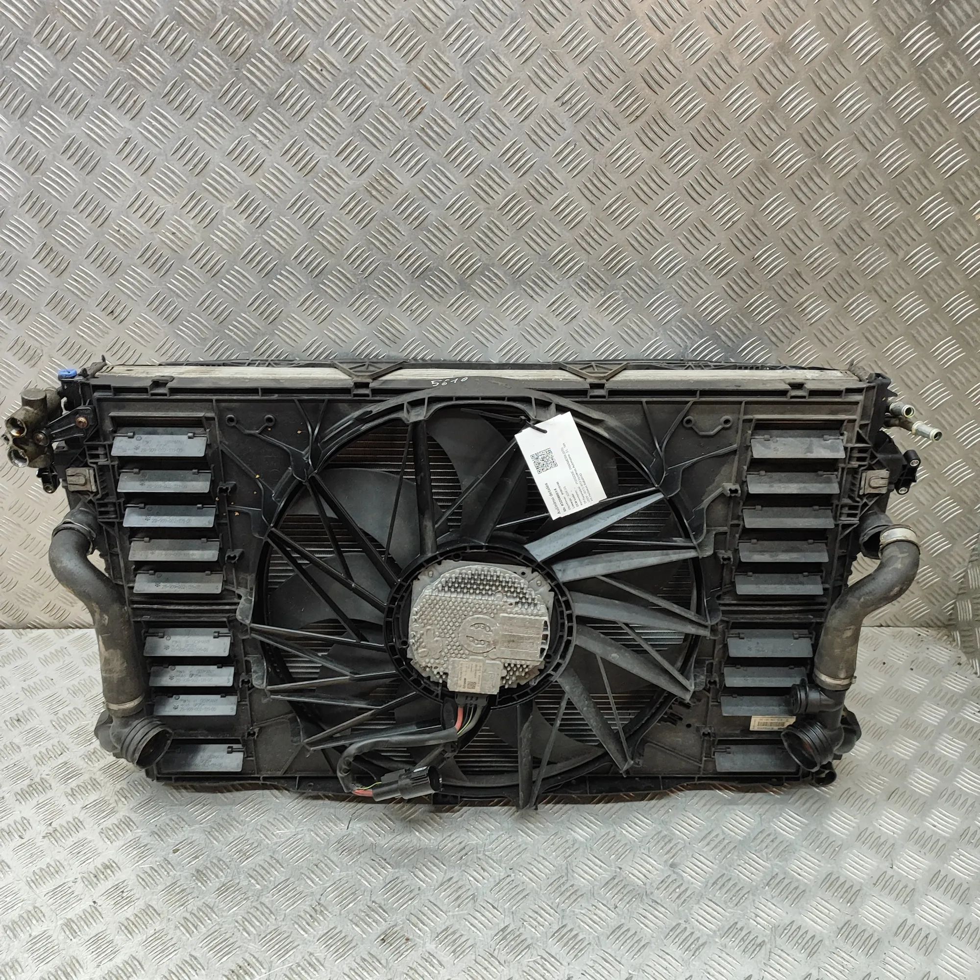 Porsche Panamera Cooling Radiator Pack 97010613102, 97010606106, 97057598204, 97062403...