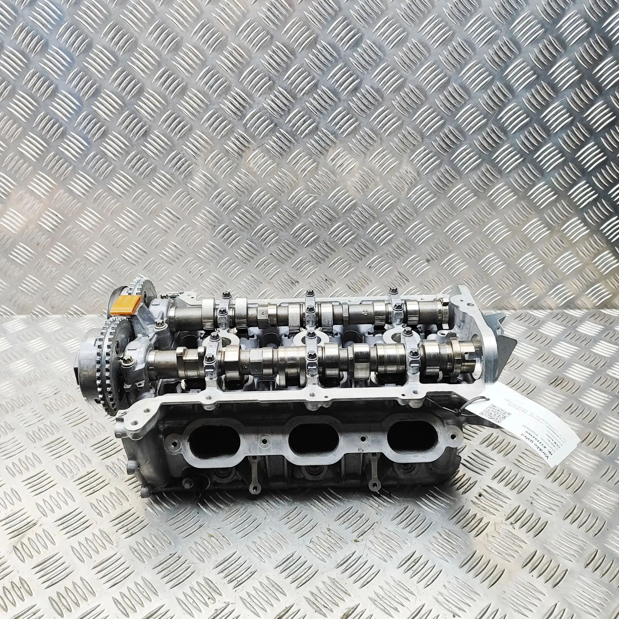 Porsche Macan Engine Cylinder Head 946104105AR Engine Cylinder Head PORSCHE MACAN ...