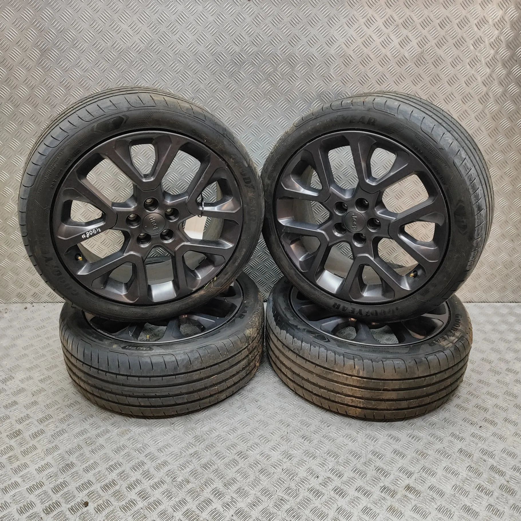 Jeep Compass Alloy Wheel Set 52174092, 52145031 Alloy Wheel Set JEEP COMPASS...