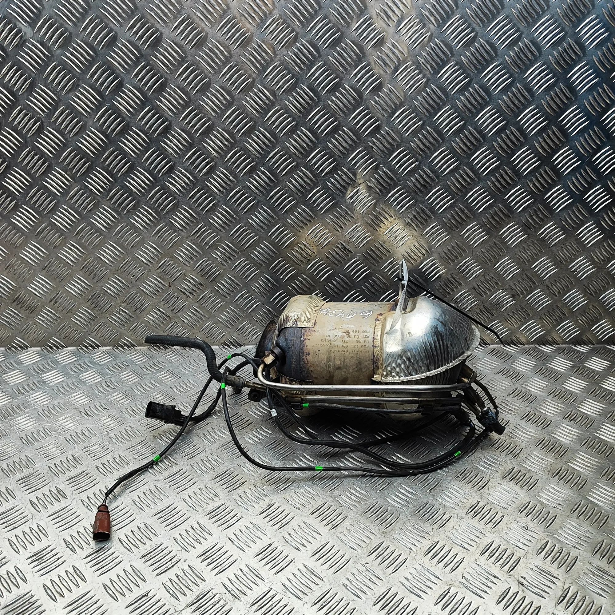 Volkswagen Transporter (T6, Caravelle, Multivan) Catalyst Converter 7E0166BA, 7E0131690N Catalyst Converter VW TRAN...