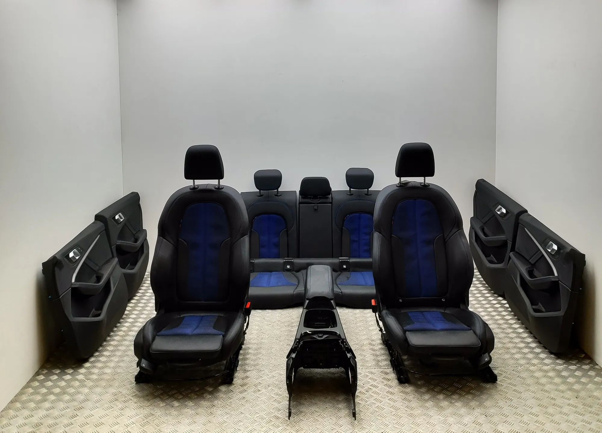 BMW 2 (F44) Interior Seats W/ Door Cards Kit