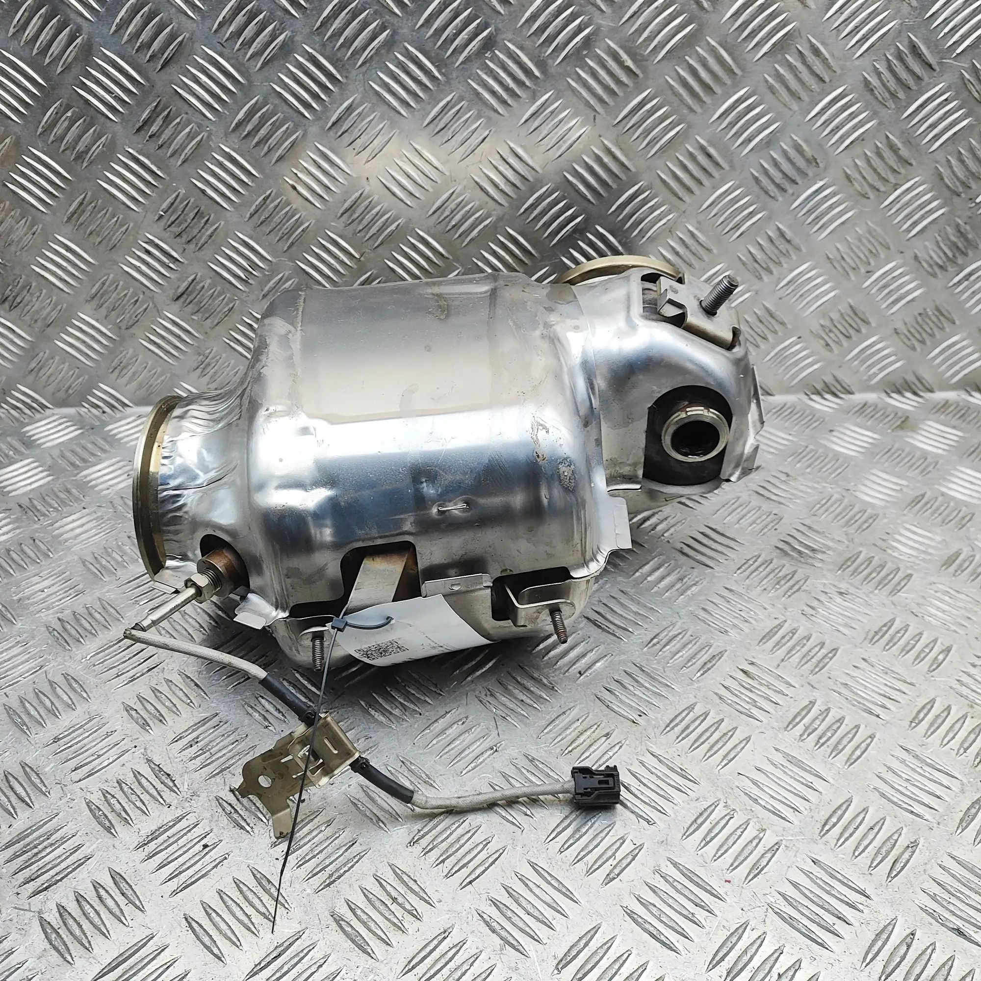 Mazda CX-80 Catalyst Converter T303-20-50X Catalyst Converter MAZDA CX-80 (KL)...