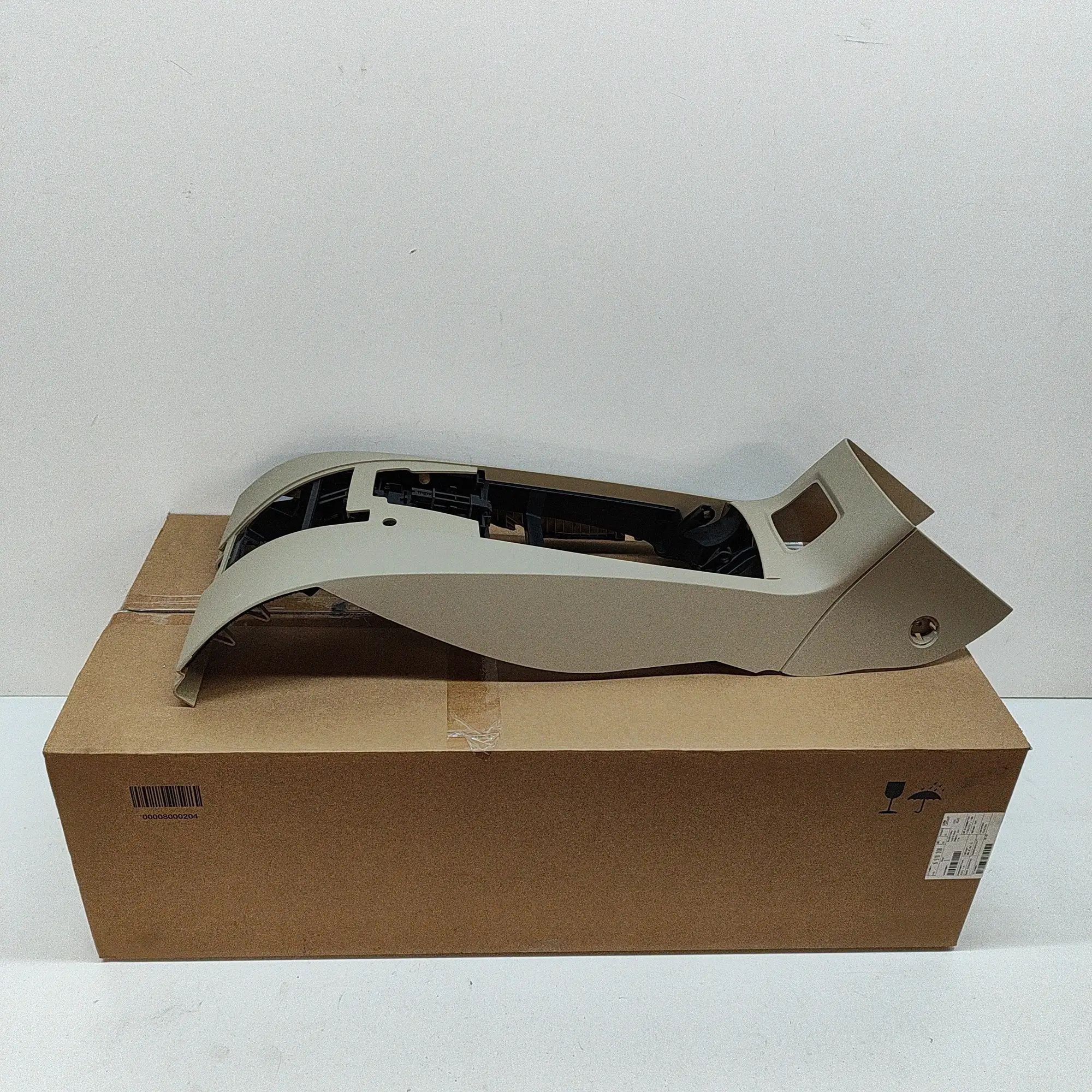 BMW Z4 (E85 / E86) center console