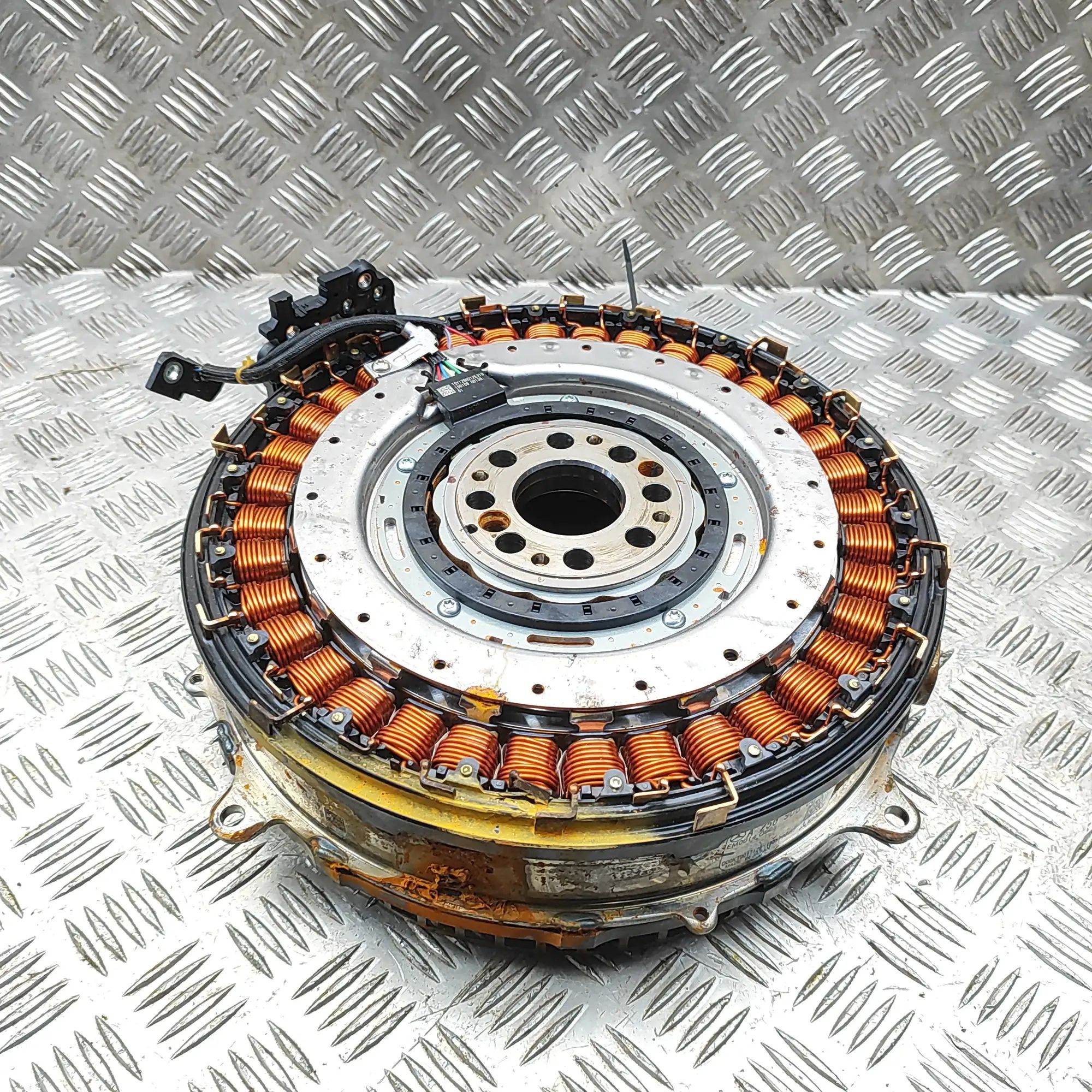 Mercedes-Benz GLE (W167) Alternator Generator A2569060000 Alternator Generator MERCEDES-BENZ ...