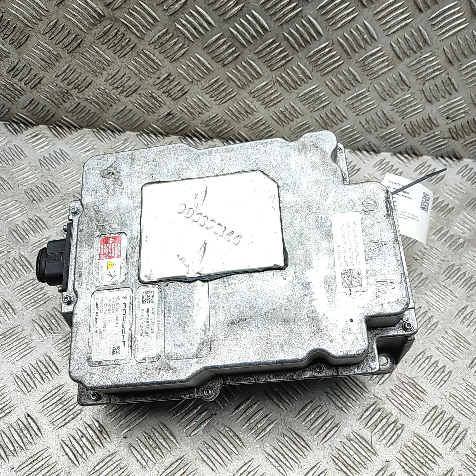 Audi e-tron GT (FW) Inverter 9J1901131E, 9J1907124L Inverter AUDI E-TRON GT ...