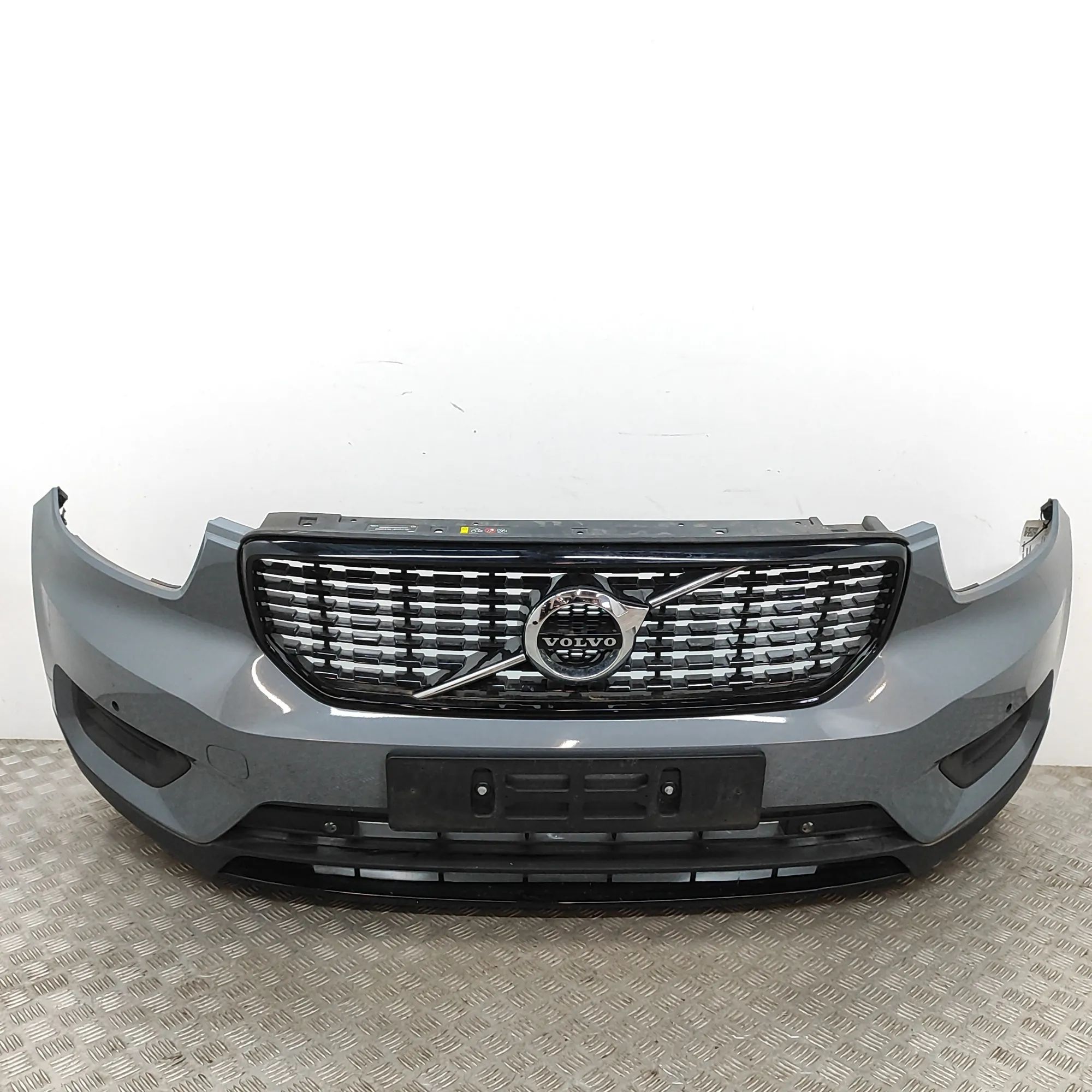 Volvo XC40 / EX40 front bumper 31449340, 39790894 Front Bumper VOLVO XC40 (536...