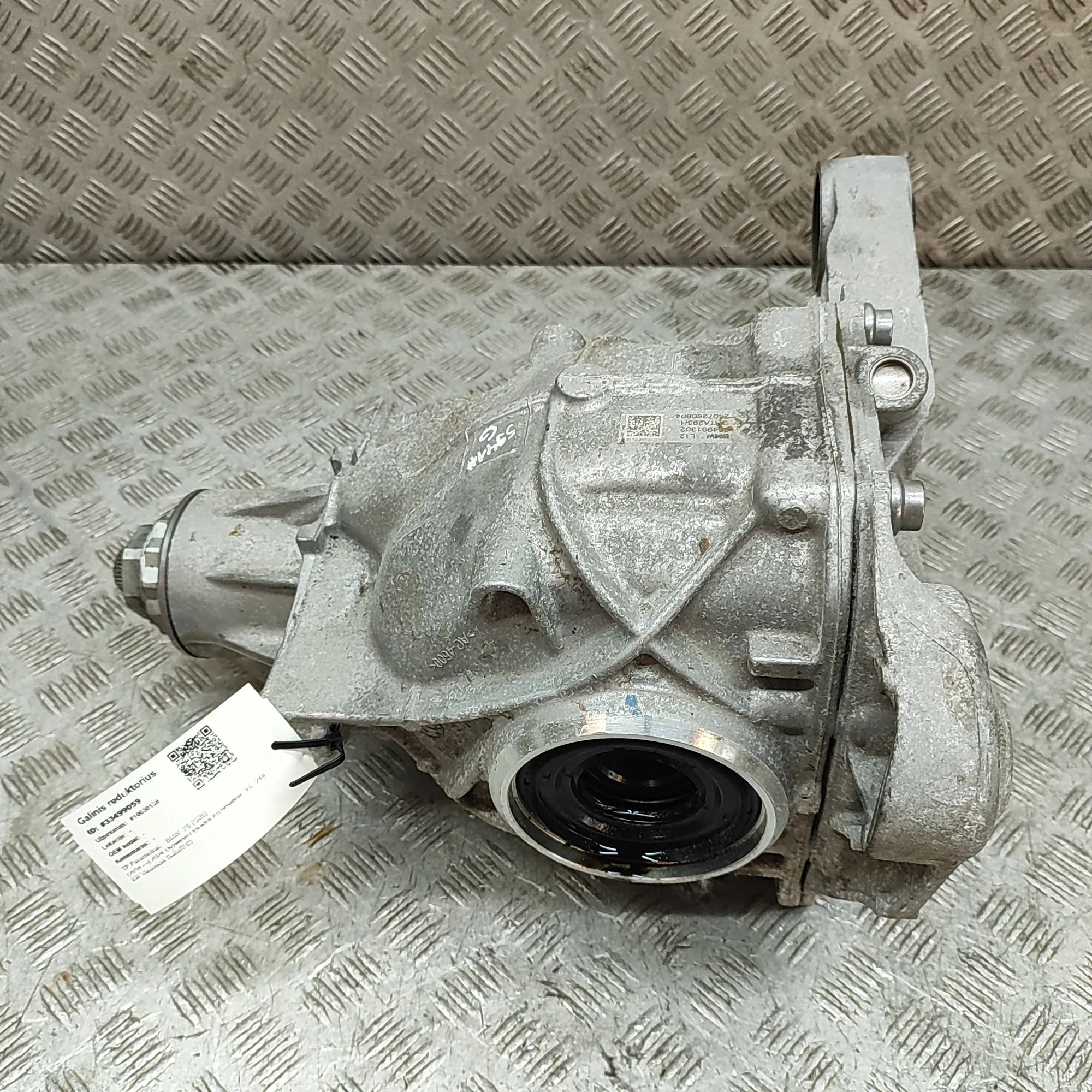BMW X5 (G05) задний редуктор 8840244, 8840243, 8849913 Rear Differential BMW...