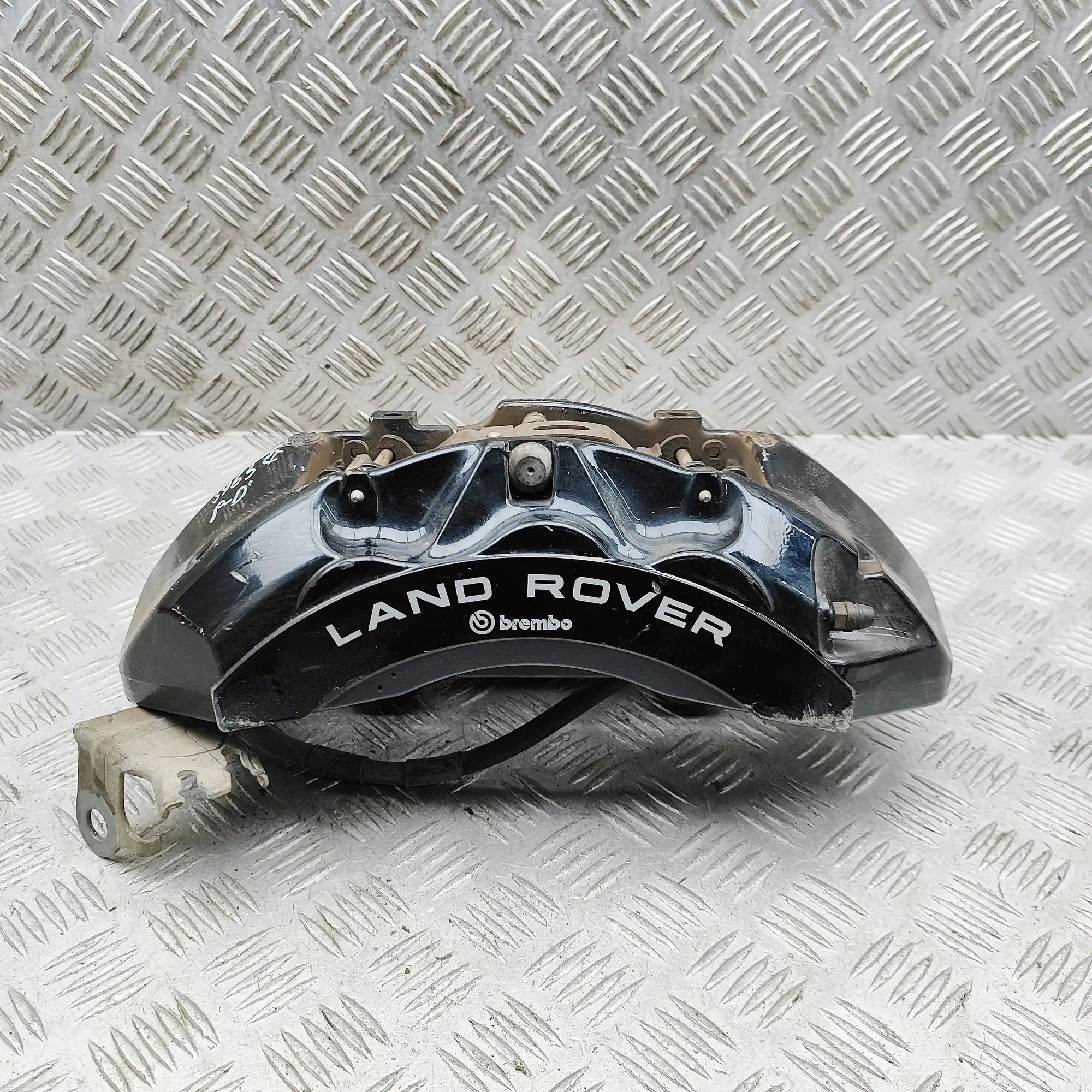 Land Rover Defender Front Right Brake Caliper N8B2-2B118-AA Front Right Brake Caliper LAND RO...