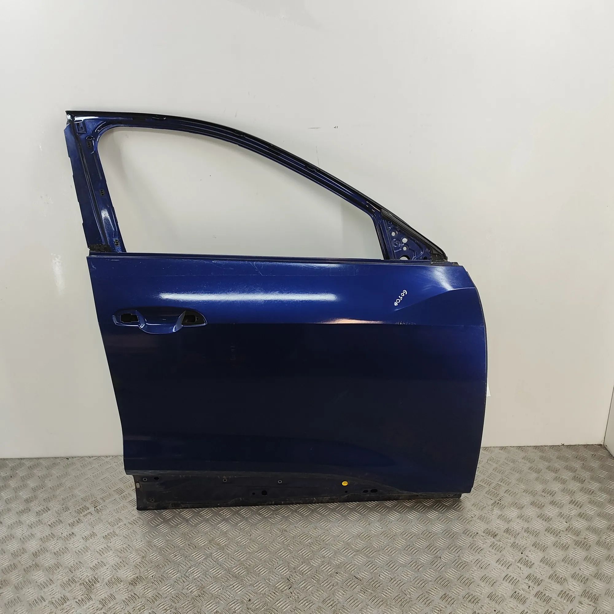 Audi e-tron Front Right Door 4KE831052B Front Right Door AUDI E-TRON (Sportb...