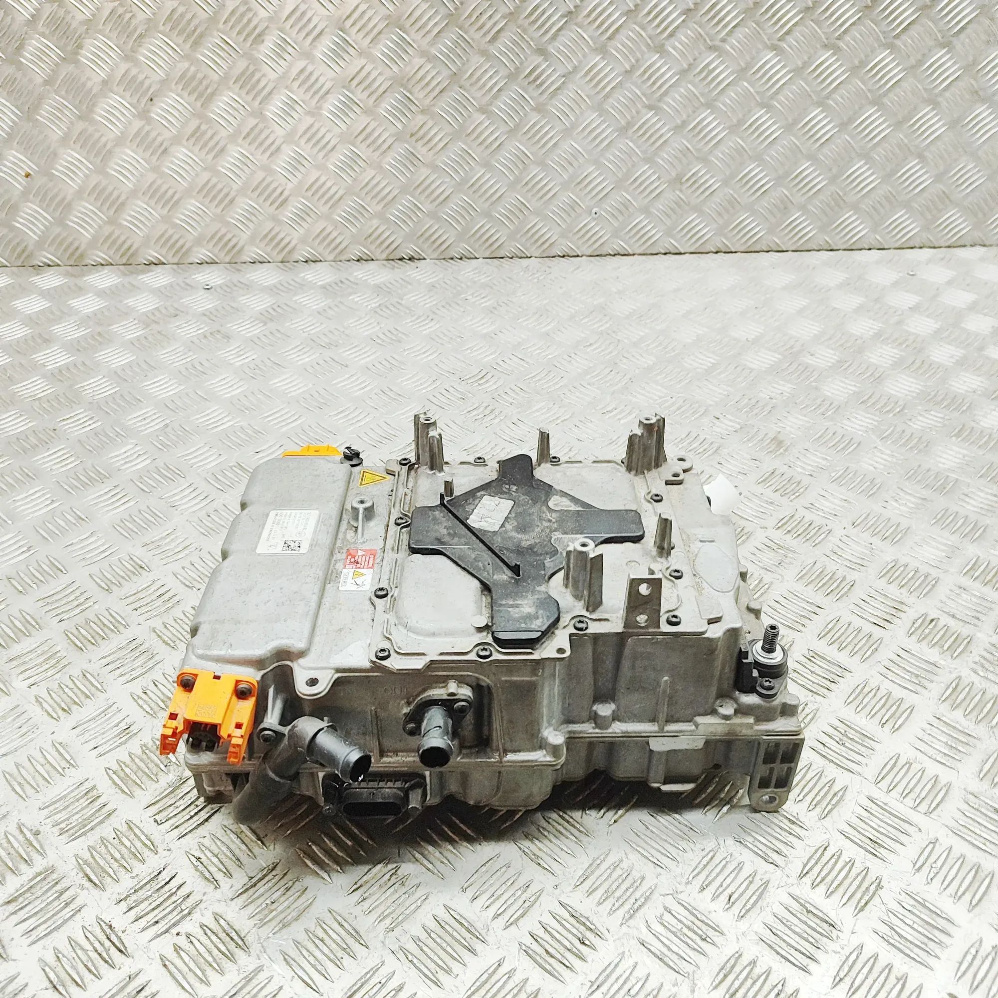 Audi e-tron GT (FW) Inverter TPNP020311, 9J1959663BL Inverter AUDI E-TRON GT...