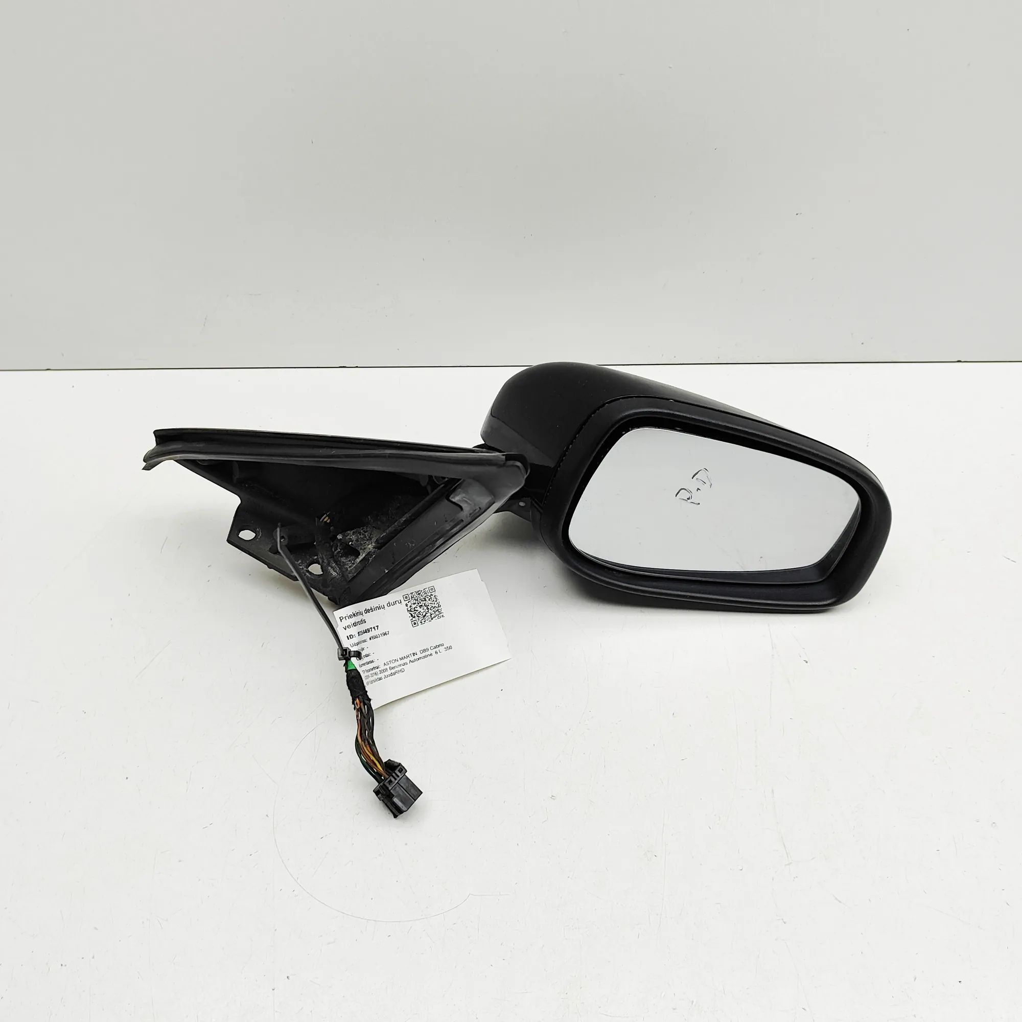 Right Side Wing Mirror Brand/Model: ASTON MARTIN DB9
Year: 2008
Engine...