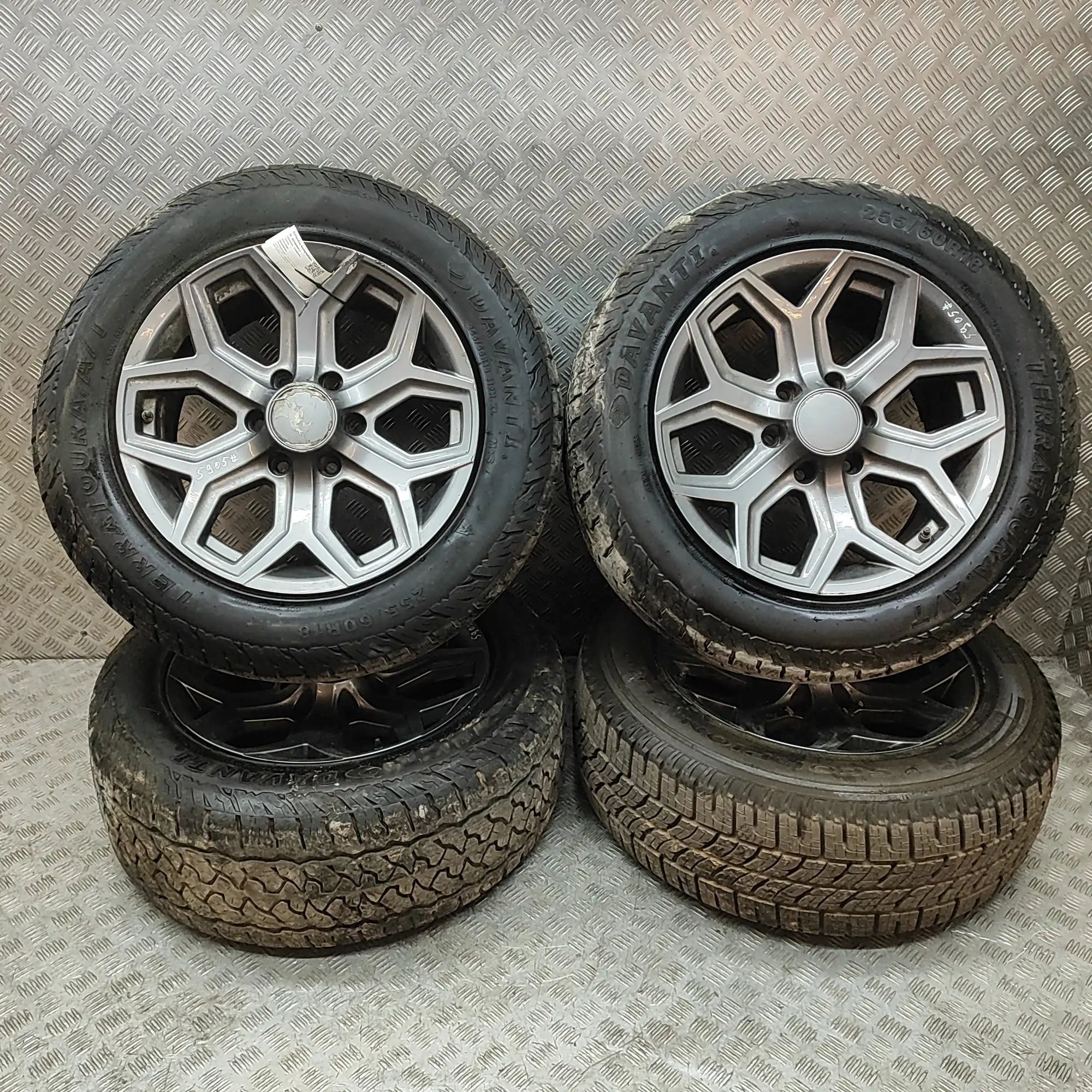 Isuzu D-Max Alloy Wheel Set Alloy Wheel Set ISUZU D-MAX (II TFR, TFS) (2012...
