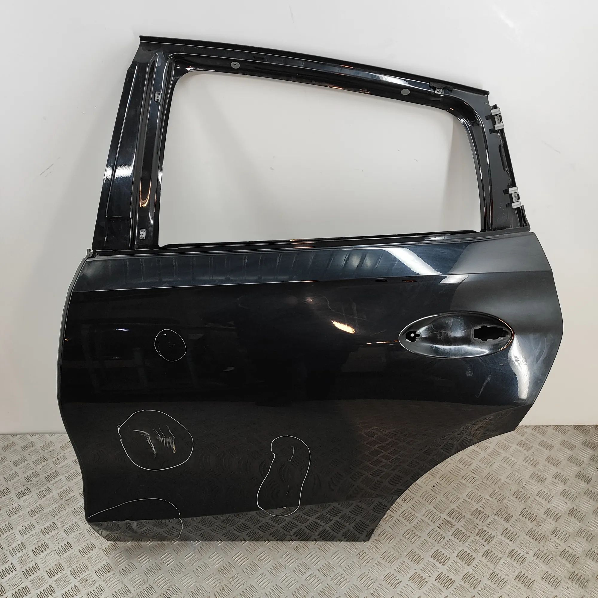 BMW X6 (G06) Rear Left Door 8497451 Rear Left Door BMW X6G06 (2019-...)

Pa...
