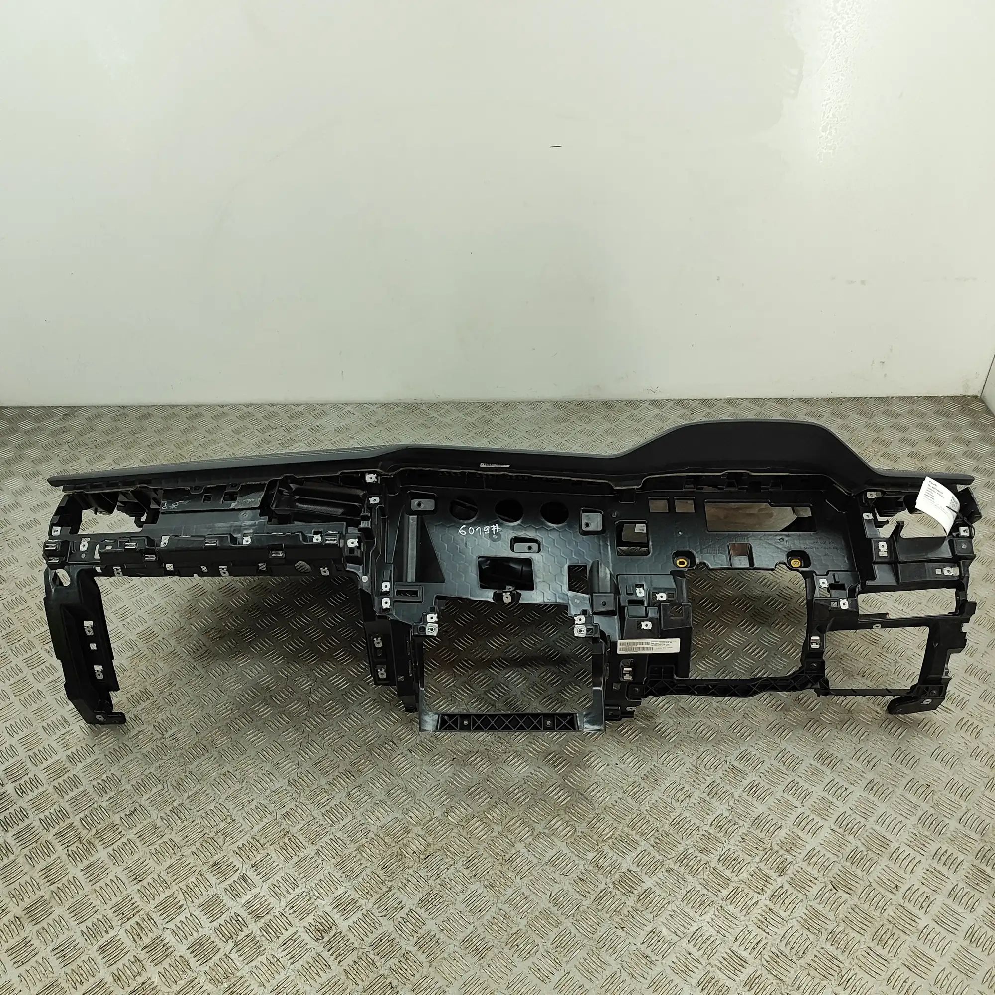 Volkswagen Touareg Dashboard 762857003E, 762858296 Dashboard VW TOUAREG (CR7...