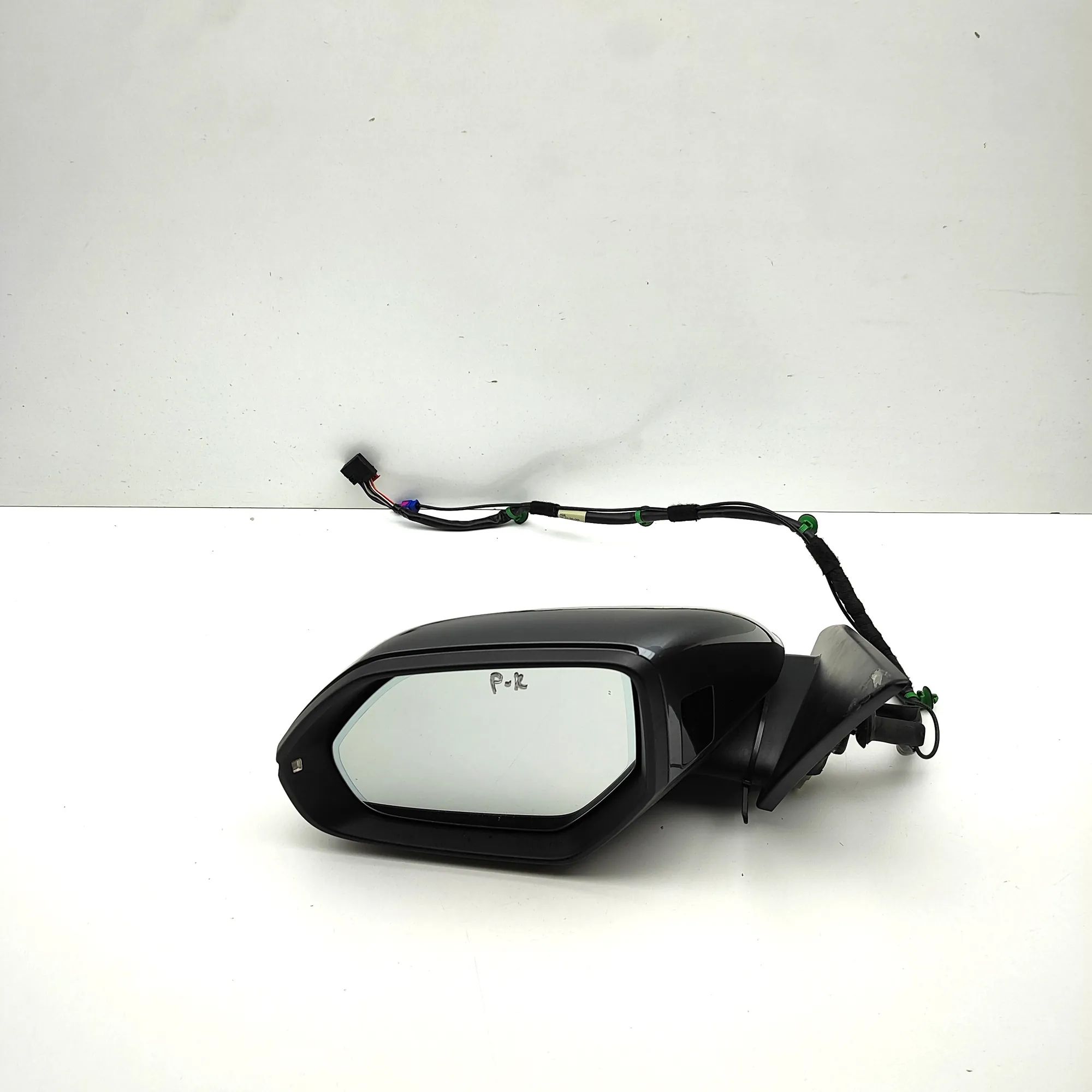 Audi Q8 Left Side Wing Mirror 4M8857409AN Left Side Wing Mirror AUDI Q8 (4MN)...