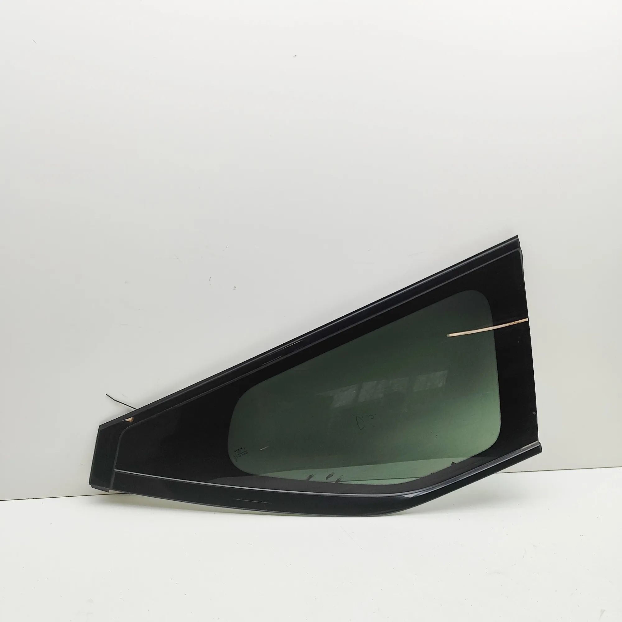Kia EV9  Rear Right Quarter Window 87820-DO300 Rear Right Quarter Window KIA EV9 (...