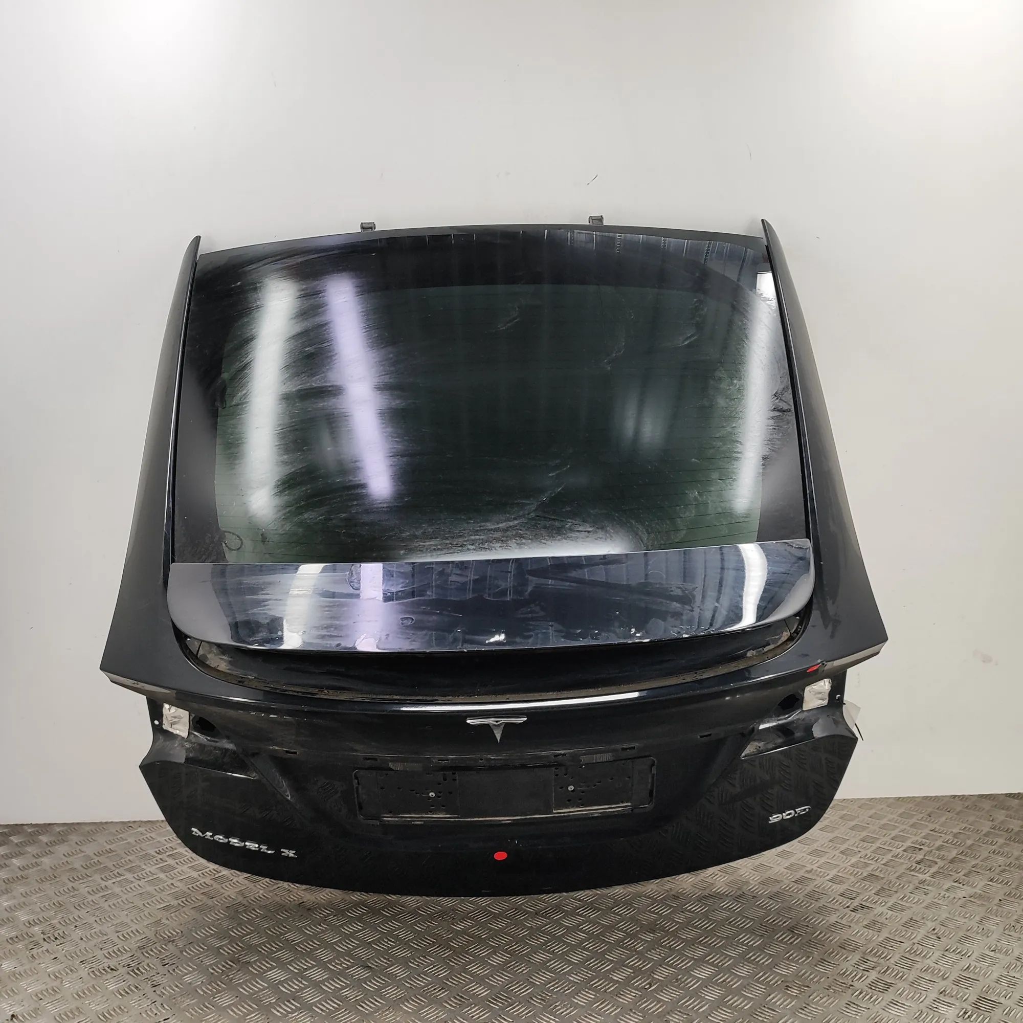 Tesla Model X Tailgate Bootlid 1009710-02-H Tailgate Bootlid TESLA MODEL X (20...