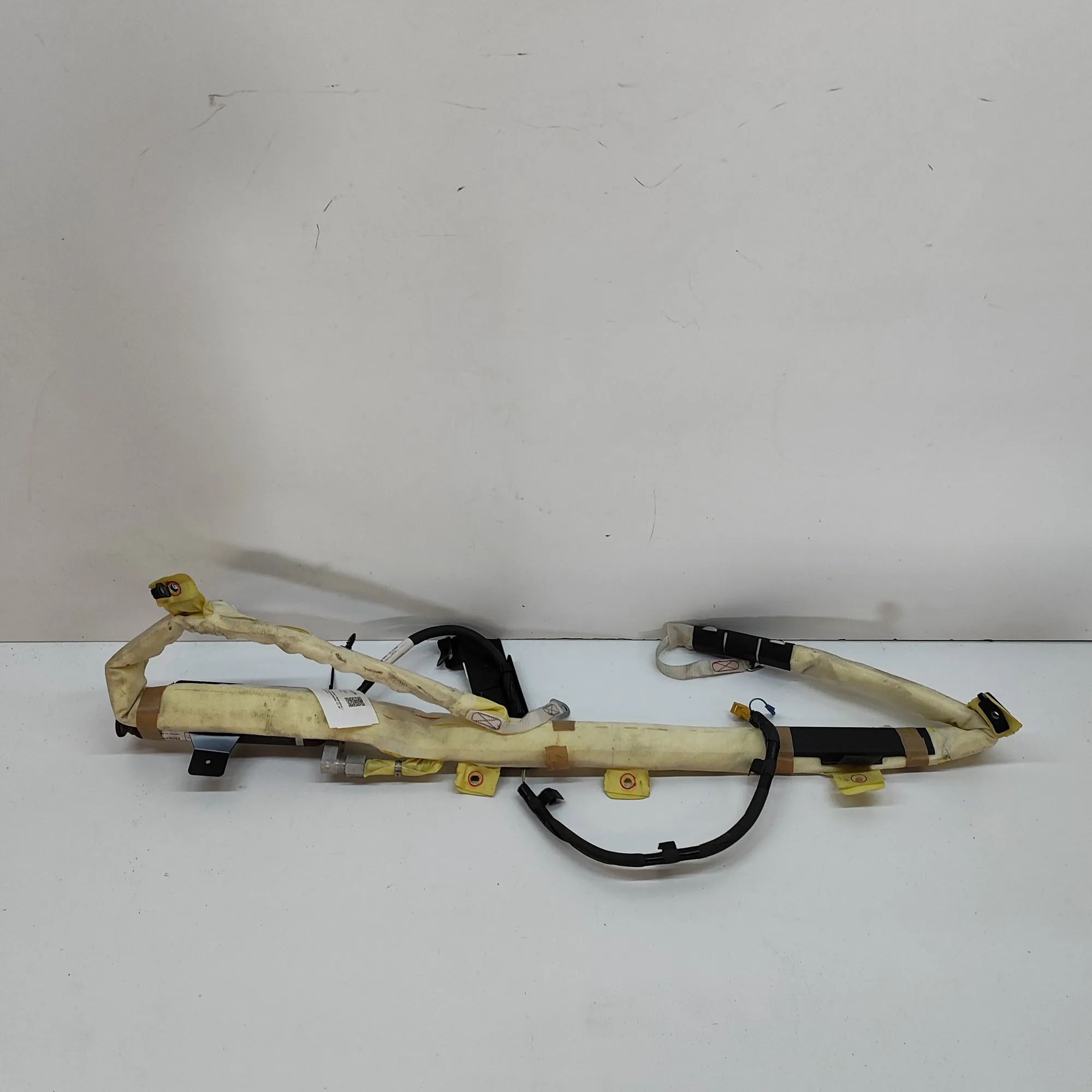 Chevrolet TrailBlazer Right Side Roof Safety Curtain SRS 30361916A, 84248660 Right Side Roof Safety Curt...