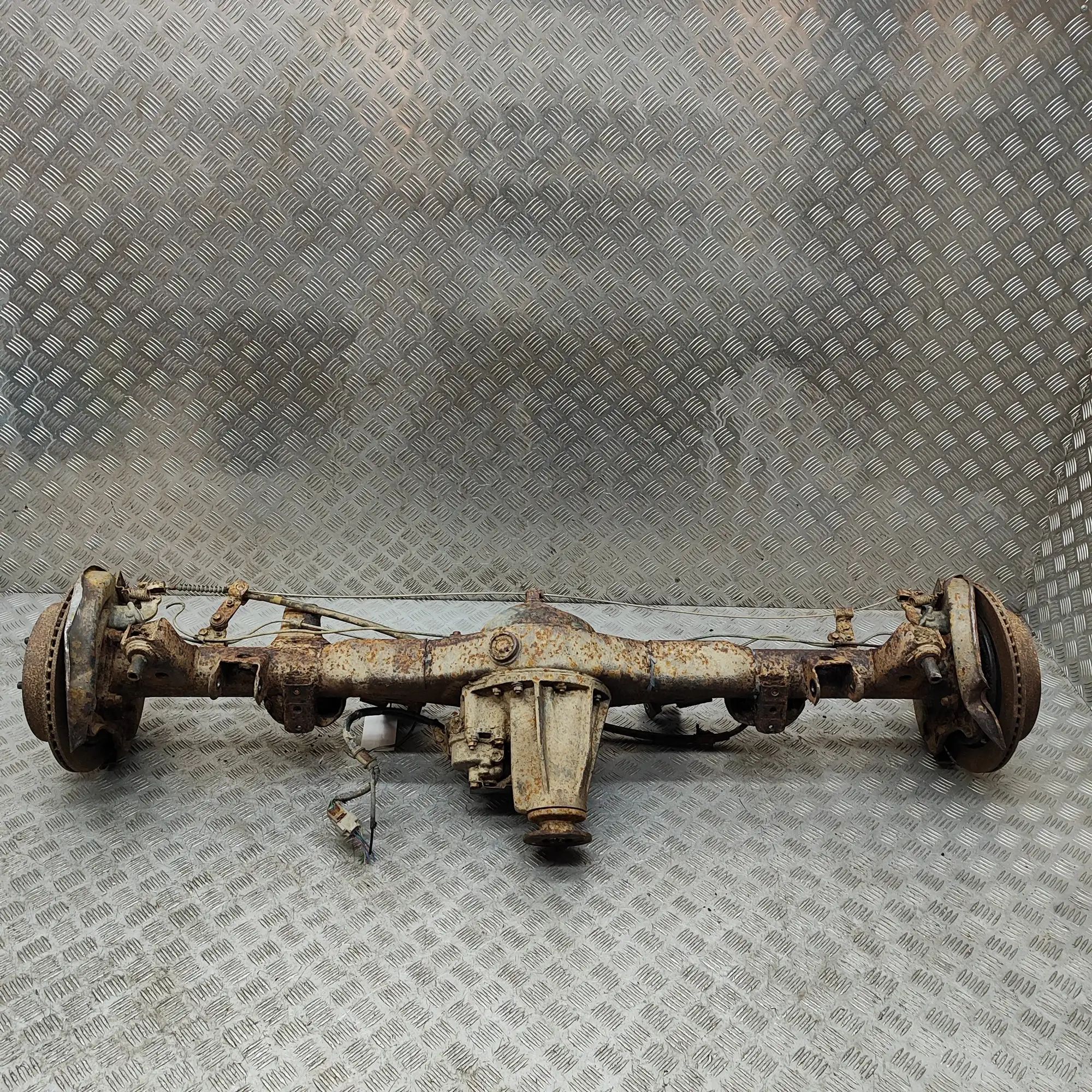 Toyota Land Cruiser 80 Rear Axle 42110-60540, 41101-35150 Rear Axle TOYOTA LAND ...