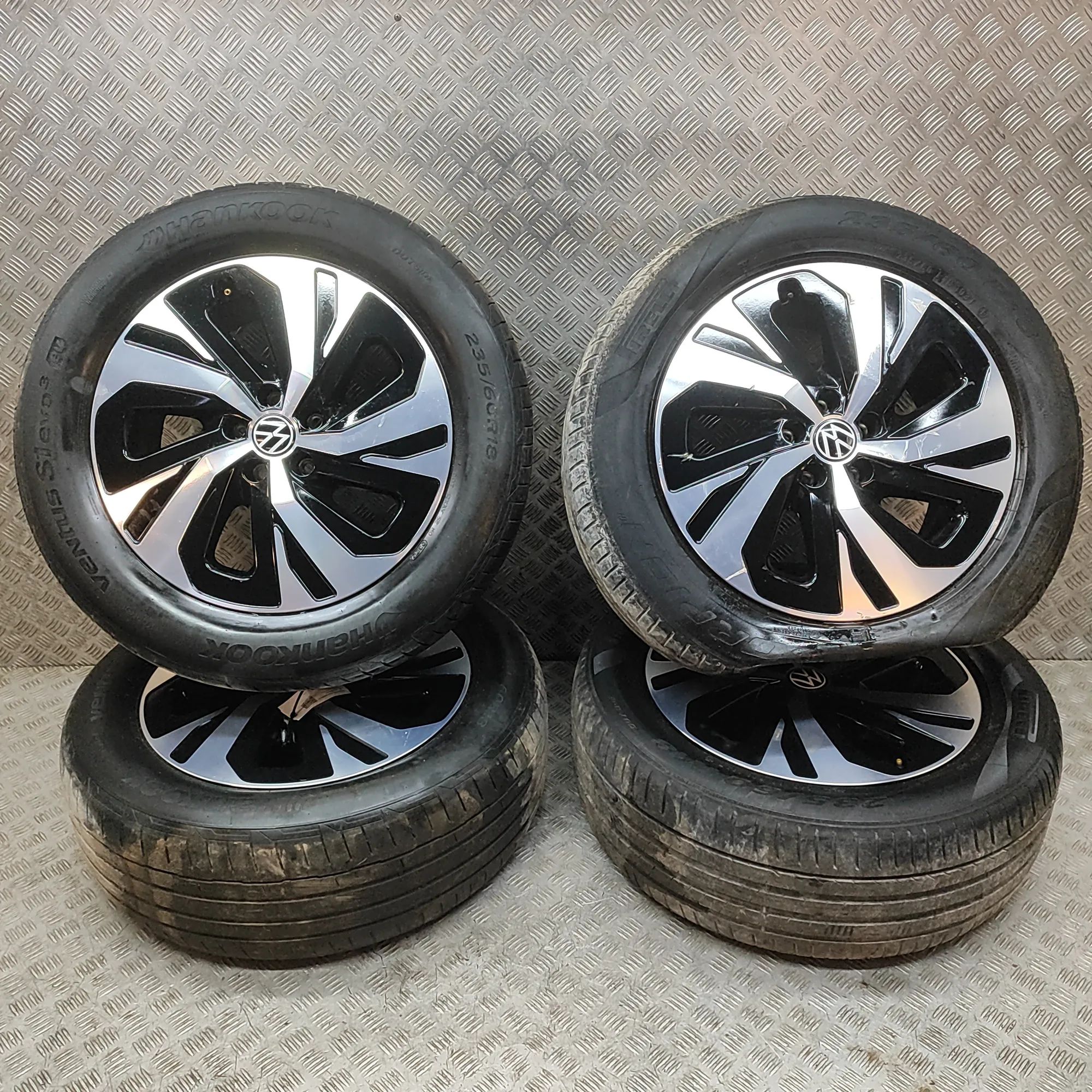 Volkswagen ID.4 Alloy Wheel Set 11A601025C Alloy Wheel Set VW ID.4 (E21) (2020-...