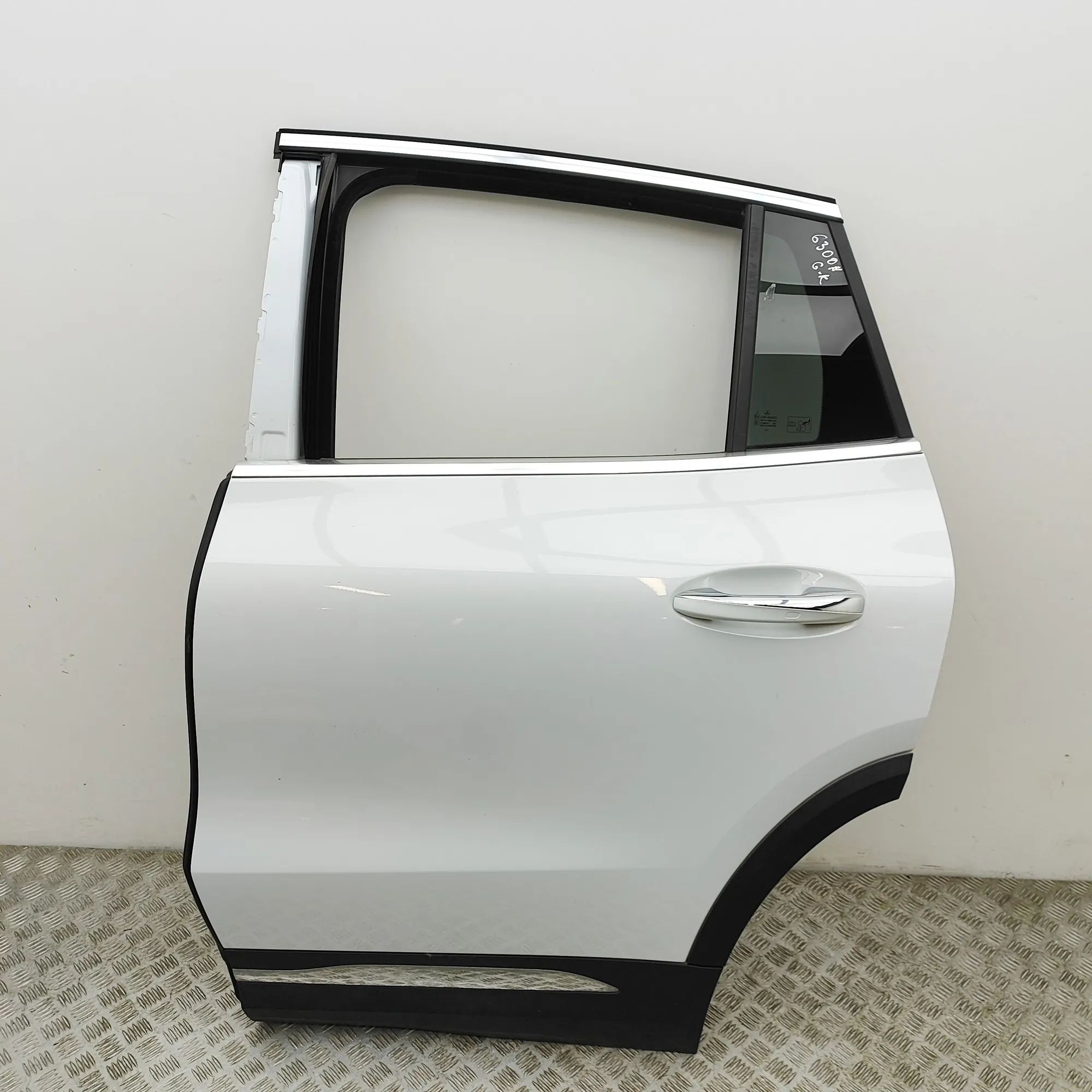 Mercedes-Benz GLA / EQA (H247) Rear Left Door A2477320501 Rear Left Door MERCEDES-BENZ EQAH24...