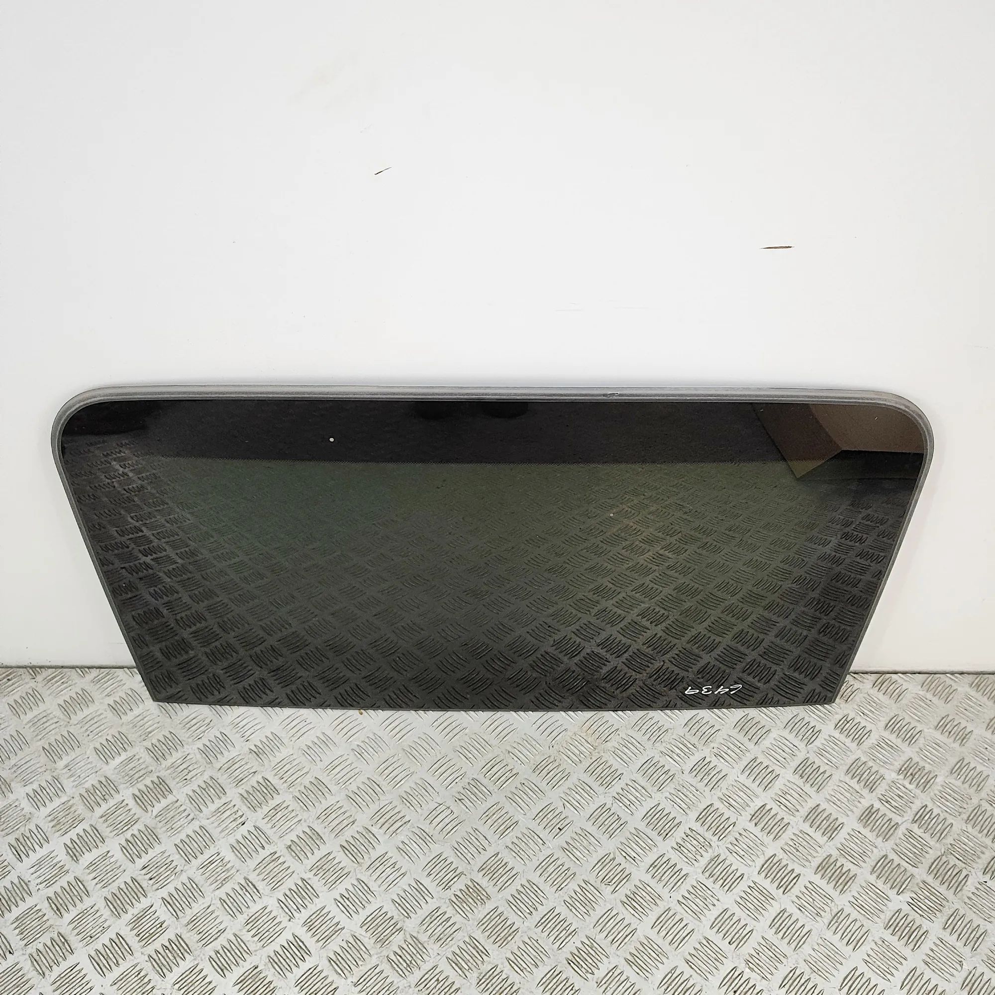 Nissan Ariya Sunroof