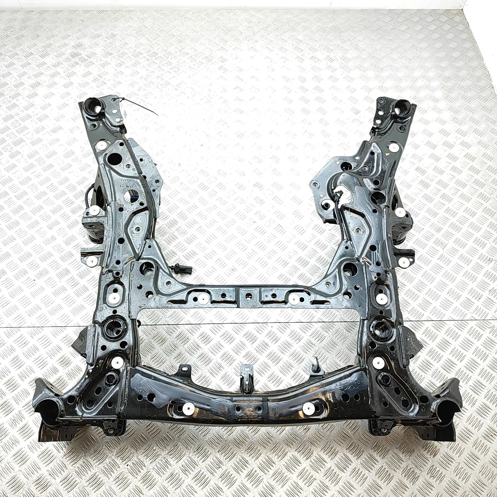 BMW X6 (G06) Front subframe 6884852 Front Subframe BMW X6G06 (2019-...)

Pa...