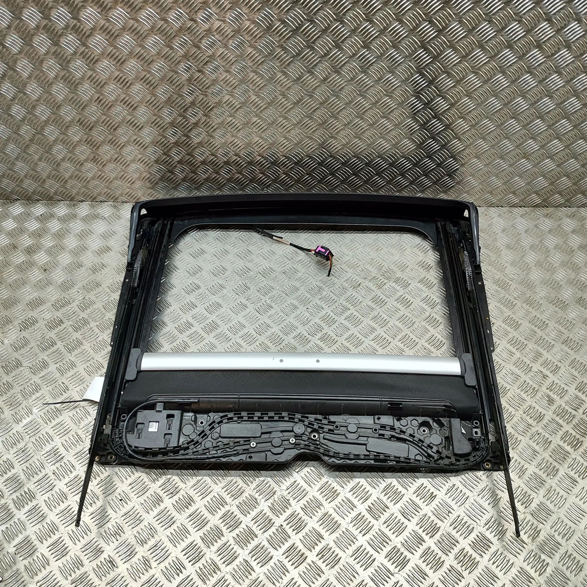 Audi A3 (8Y)  Sunroof 4K1907594, 2G0877921, 8Y4877049, 2G0971648, 4K1...