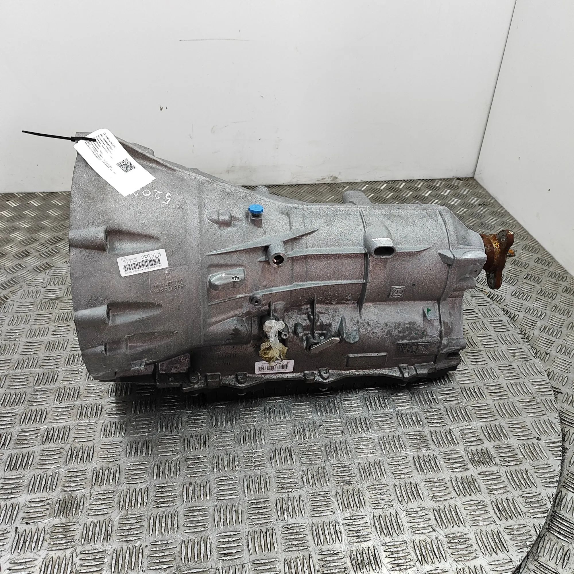 BMW 3 (G20 / G21) Gearbox 5A04AA2, GA8L51CZ, GA8HP51Z Gearbox BMW 3 SERIE...