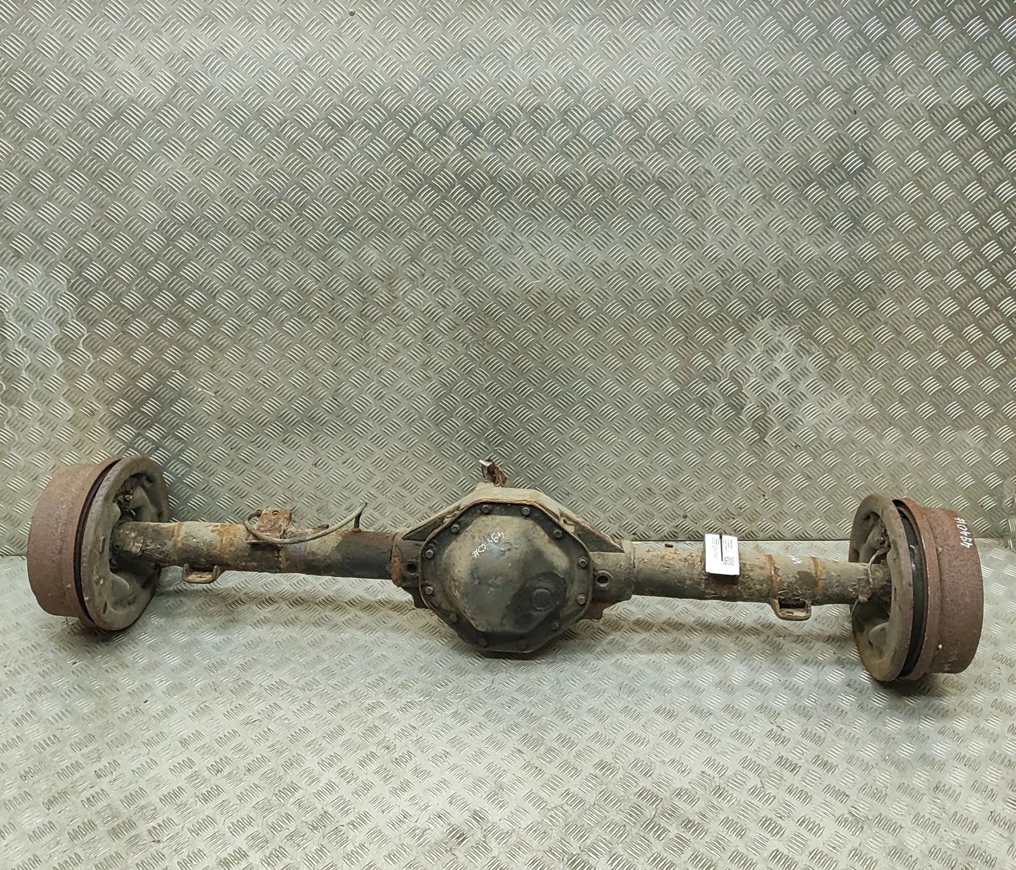 Dodge Durango Rear Axle 5003755AA, 5003757AA Rear Axle DODGE DURANGO (D...