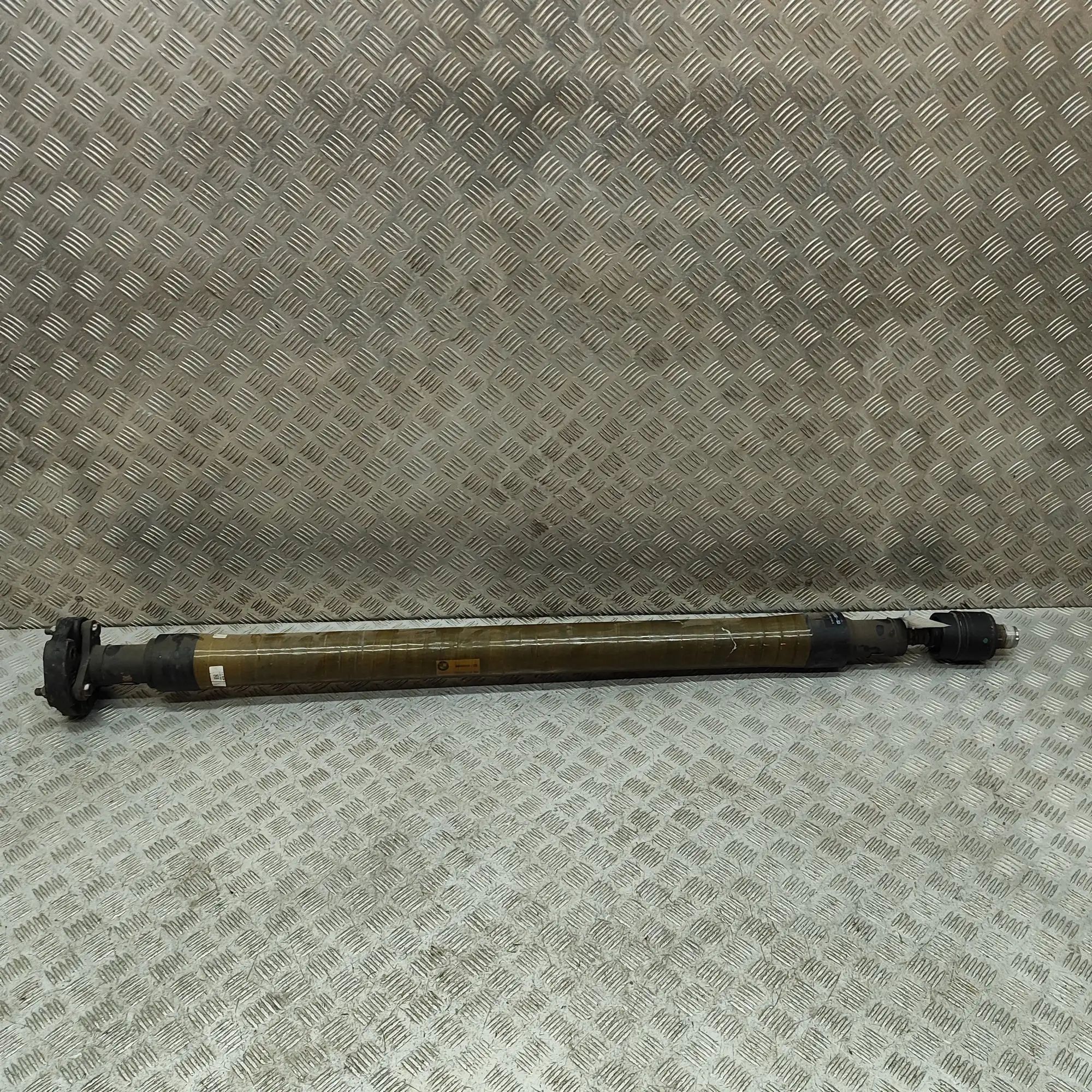 BMW 3 (F30 / F31) Propshaft Cardan Rear Part 8600530, 7855000 Propshaft Cardan Rear Part BMW...