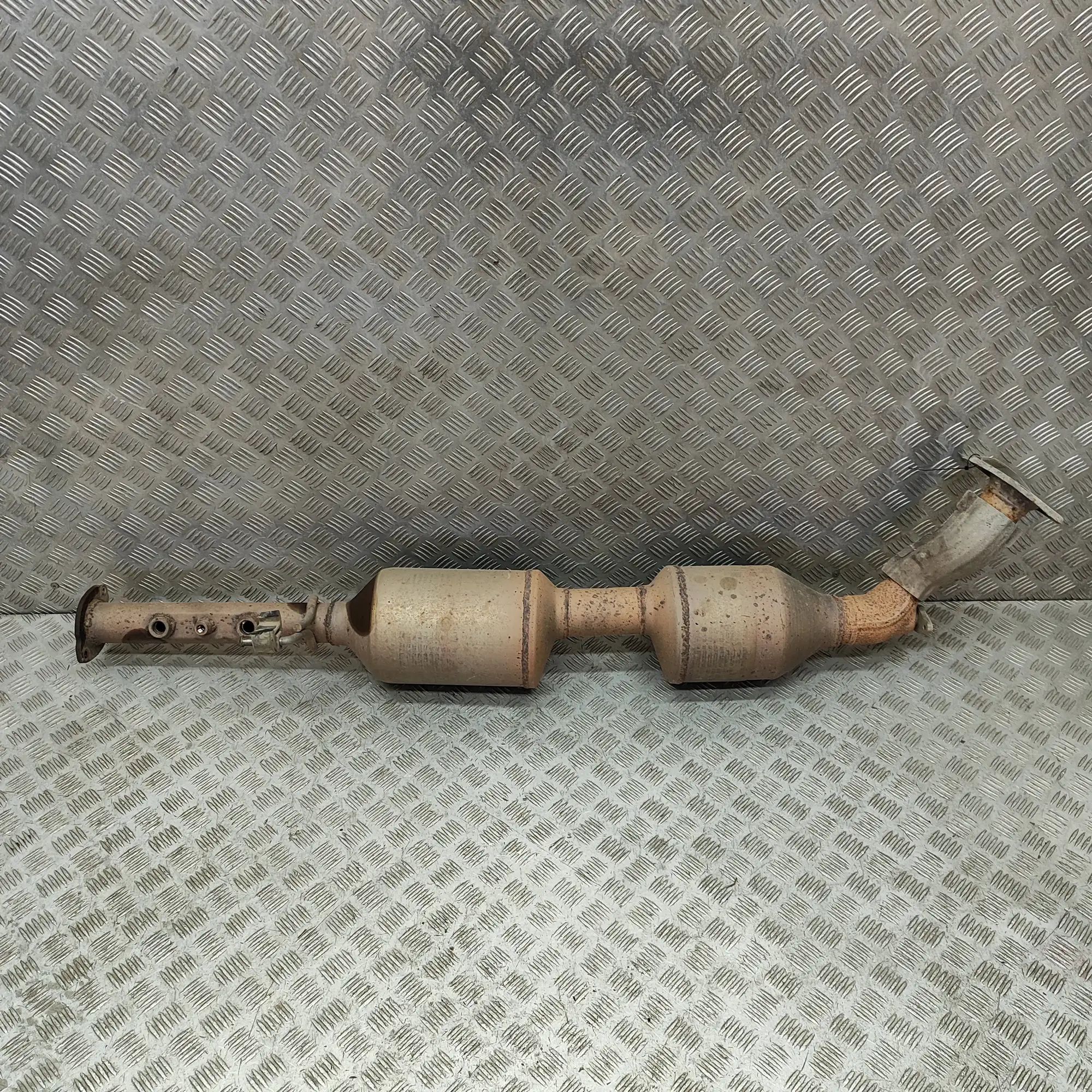 Toyota Hilux Catalyst Converter 174100E051, 17410-0E051 Catalyst Converter TOYO...