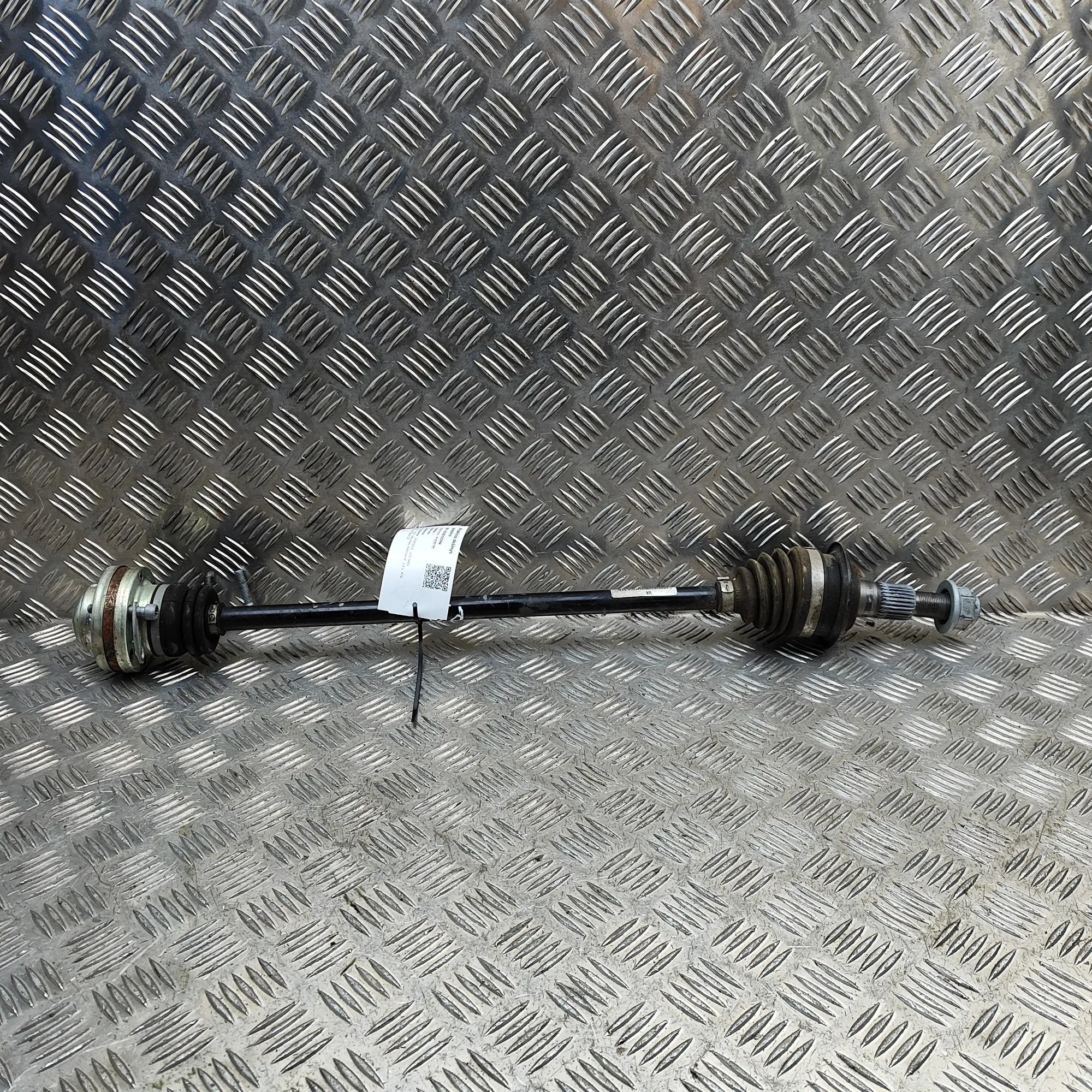 Porsche 911 (992) Front Right Driveshaft 992407271G Front Right Driveshaft PORSCHE 911 (...