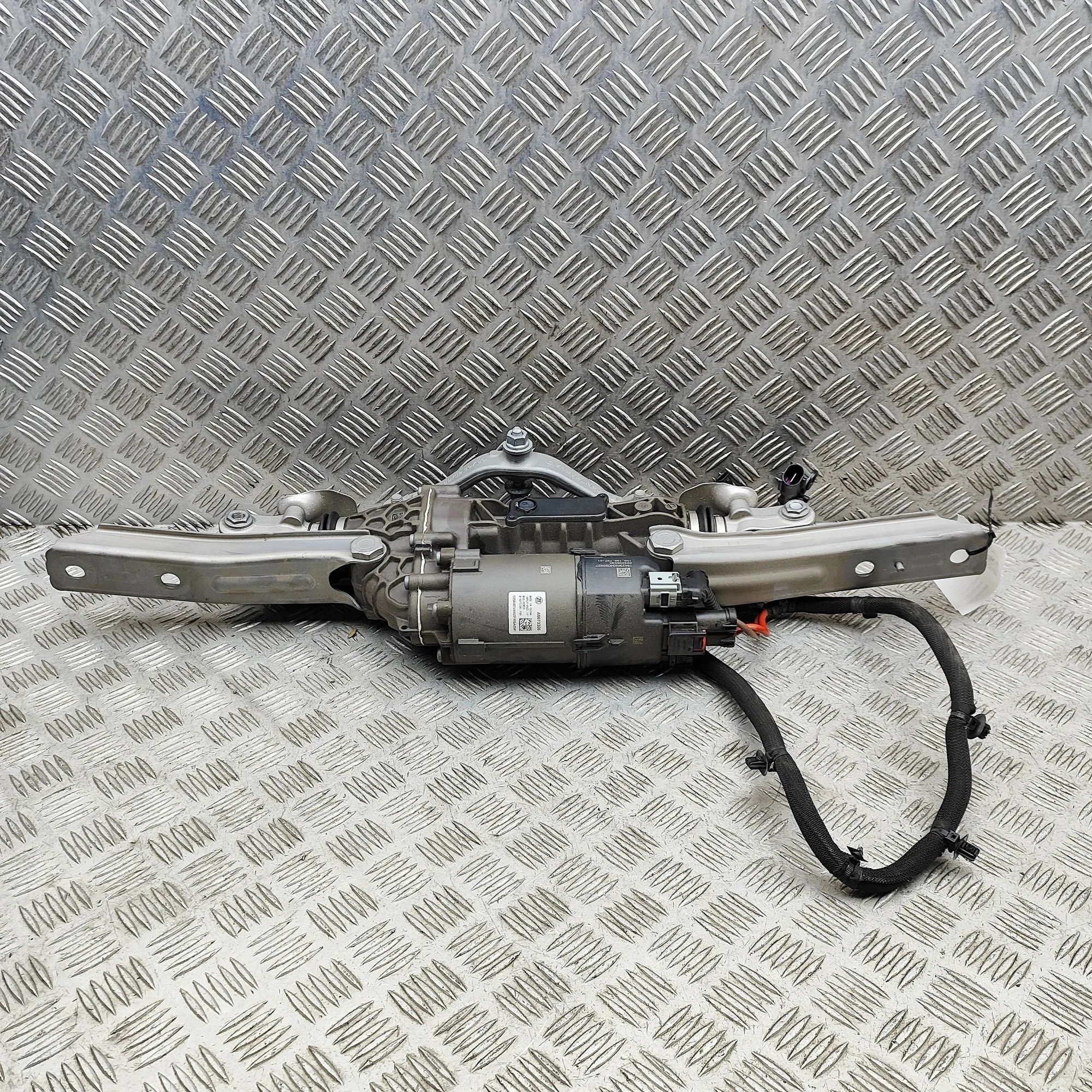 BMW X7 (G07) steering rack 8861500 Steering Rack BMW X7 (G07) (2019-...)

...