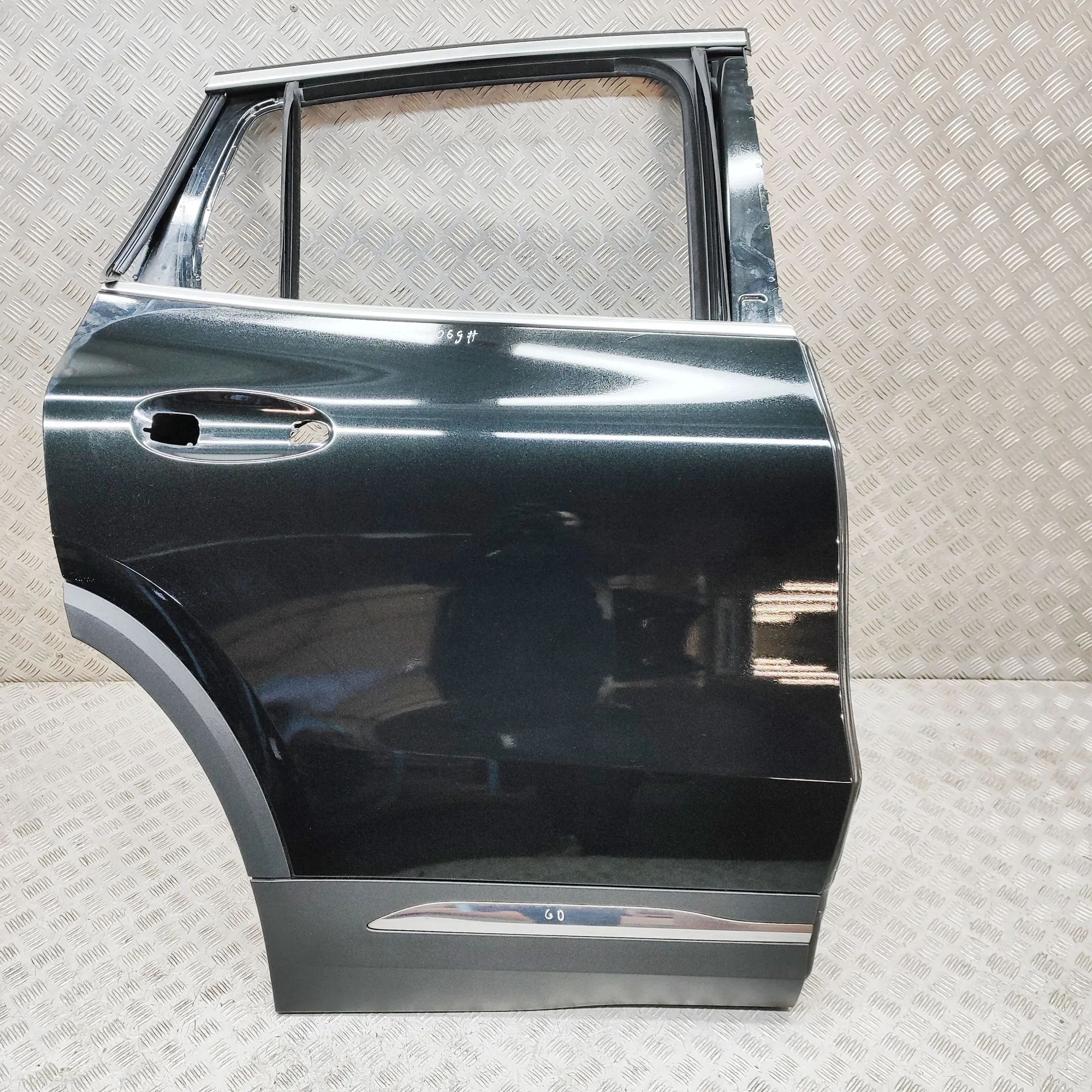 Mercedes-Benz GLA / EQA (H247) Rear Right Door A2477320601 Rear Right Door MERCEDES-BENZ GLA (...