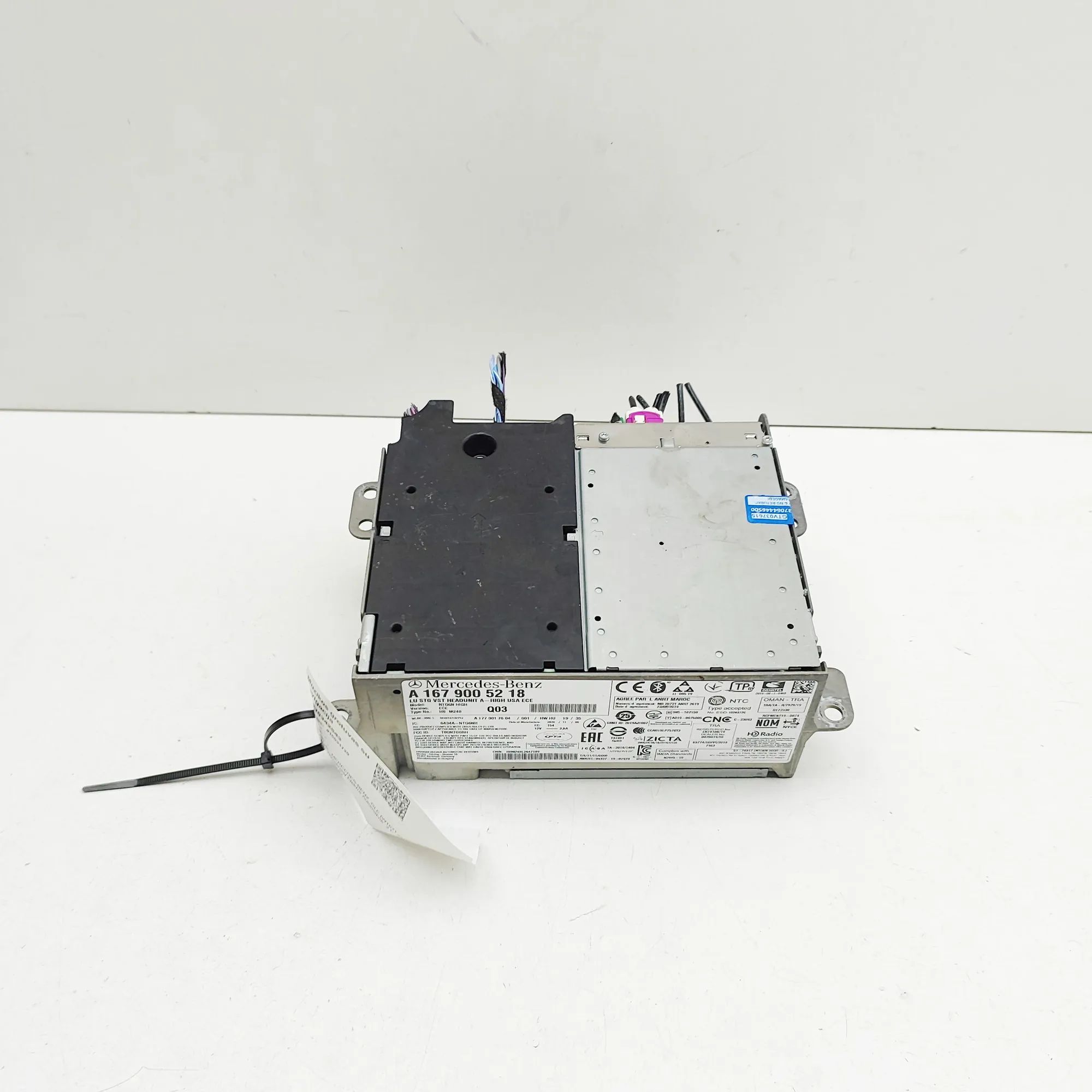 Mercedes-Benz GLE (W167) Music Navi CD Radio Player Head Unit A1779017604, A1679005218 Music Navi CD Radio Pl...
