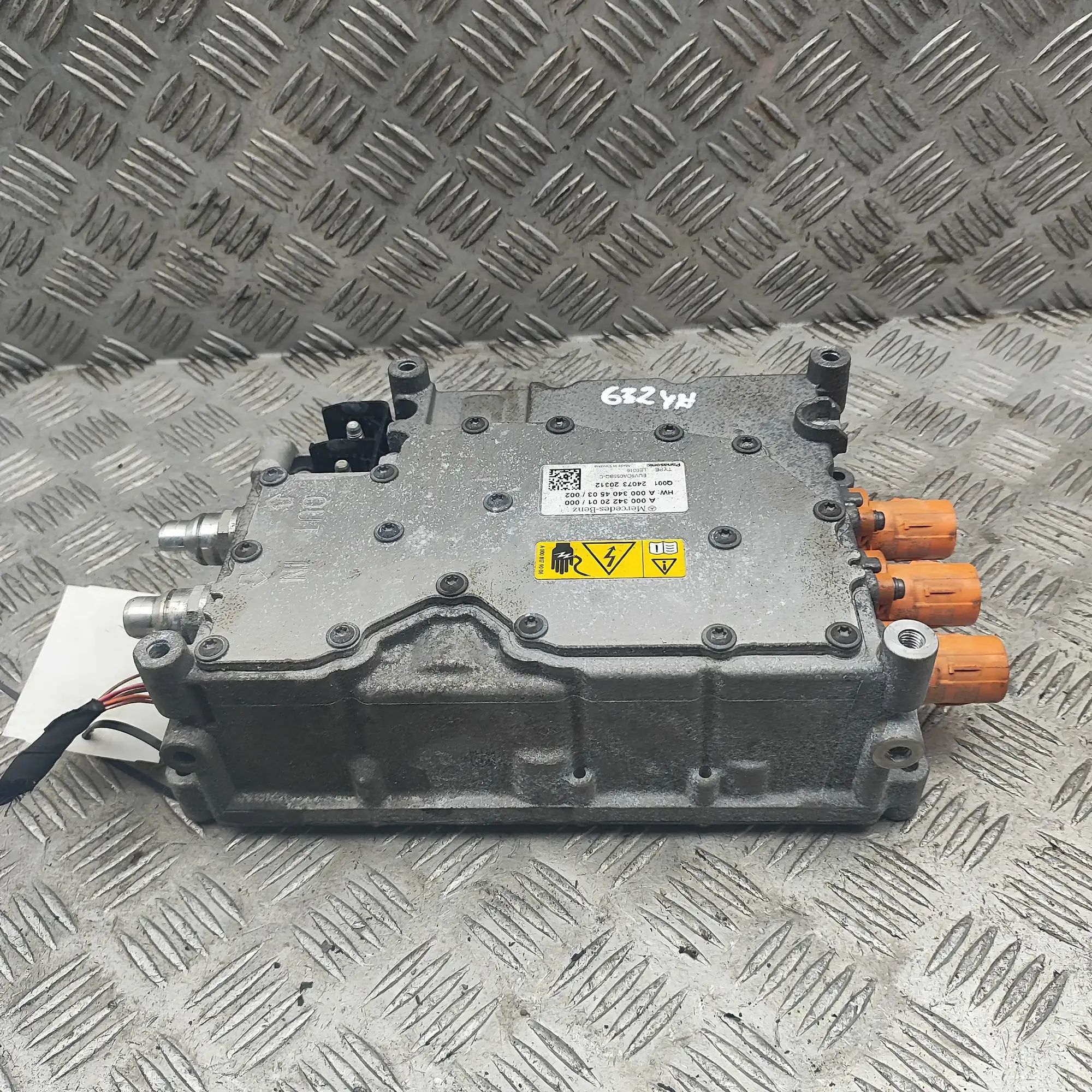 Mercedes-Benz GLA / EQA (H247) Invertteri A0003404503, A0003422001 Inverter MERCEDES-BENZ...