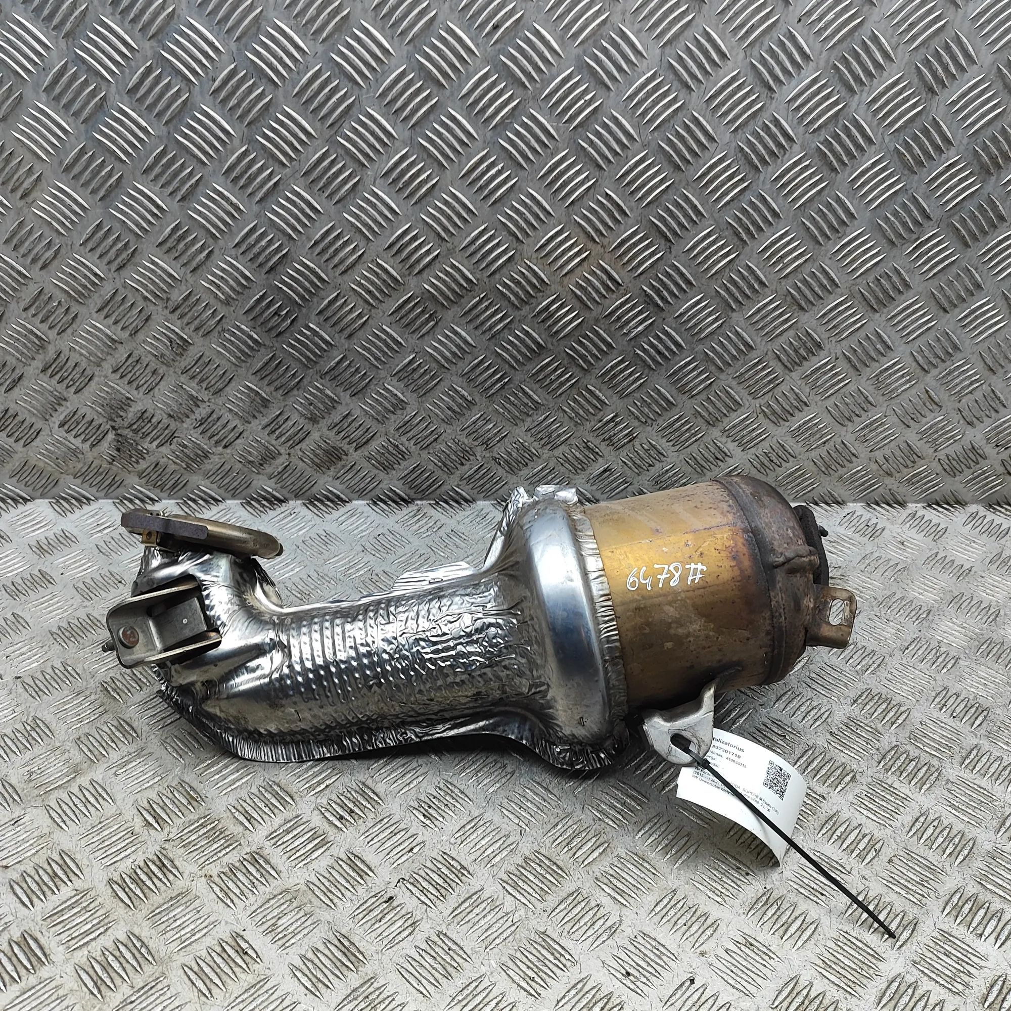 Land Rover Range Rover Evoque Catalyst Converter 2379512XA, 6858151017, K8D2-5G267-FA Catalyst C...