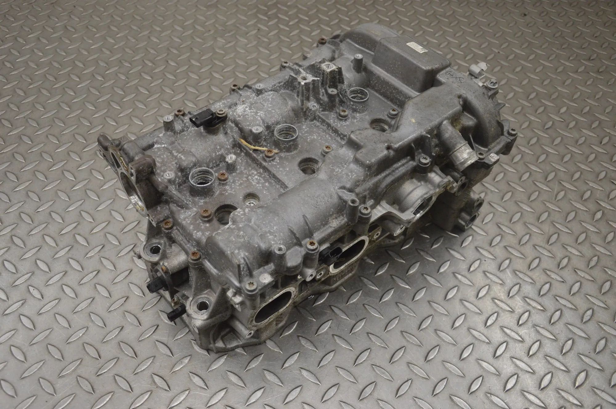 Porsche 911 (991) Right Side Engine Head 9A210556302, 9A21041160R, 9a210532302, 9A210556...
