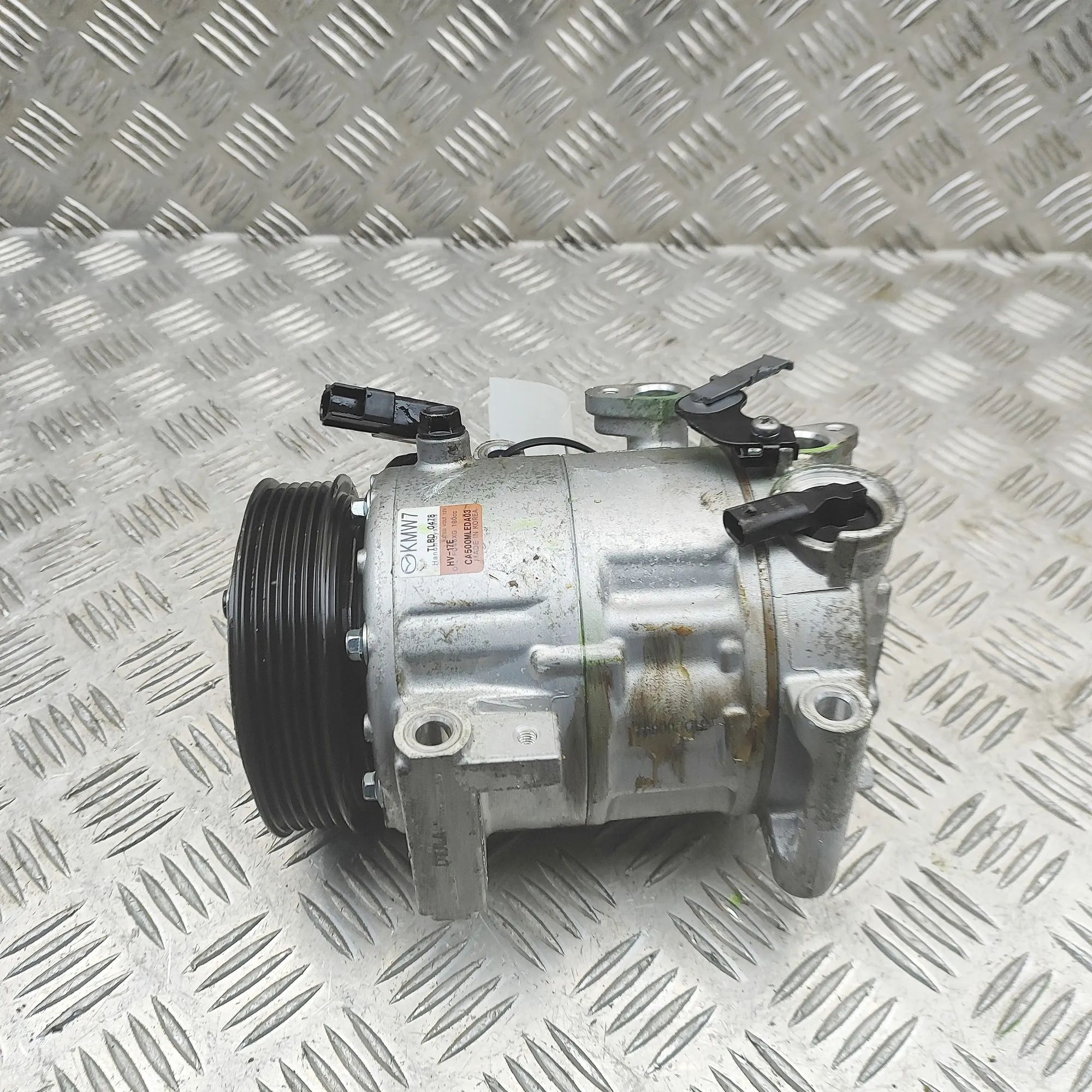 Mazda CX-80 Air Condition A/C Pump KMW7-61-450 Air Condition A/C Pump MAZDA CX-80 ...